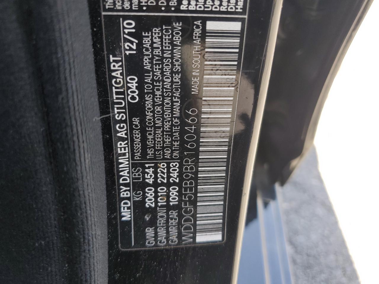 2011 Mercedes-benz C 300 Black vin: WDDGF5EB9BR160466