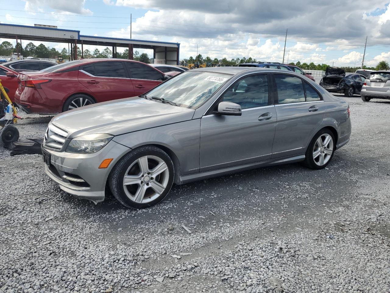 2011 Mercedes-benz C 300 Gray vin: WDDGF5EB9BR171466