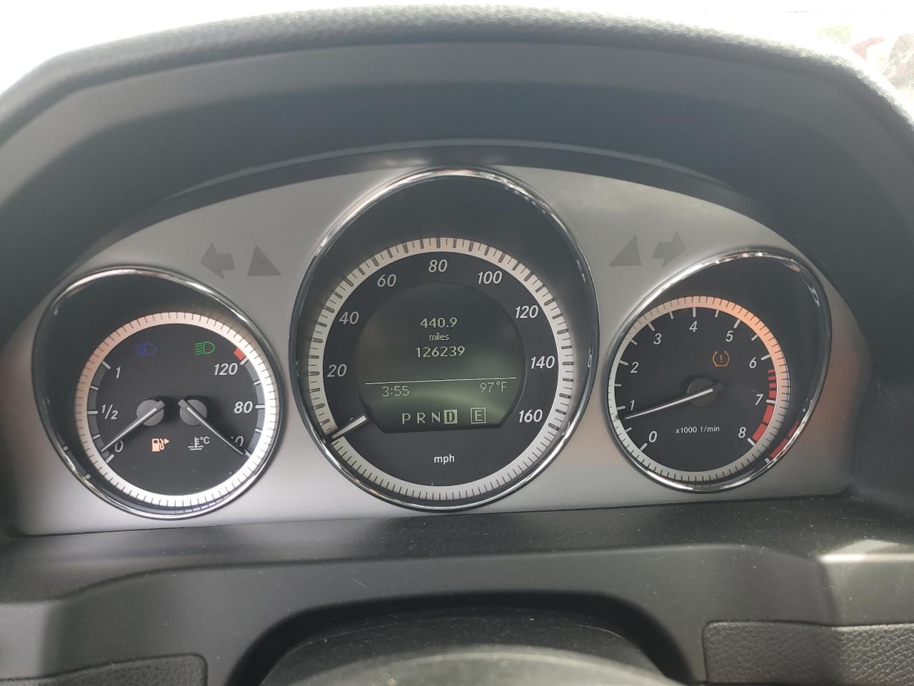 2011 Mercedes-benz C 300 Серый vin: WDDGF5EB9BR171466