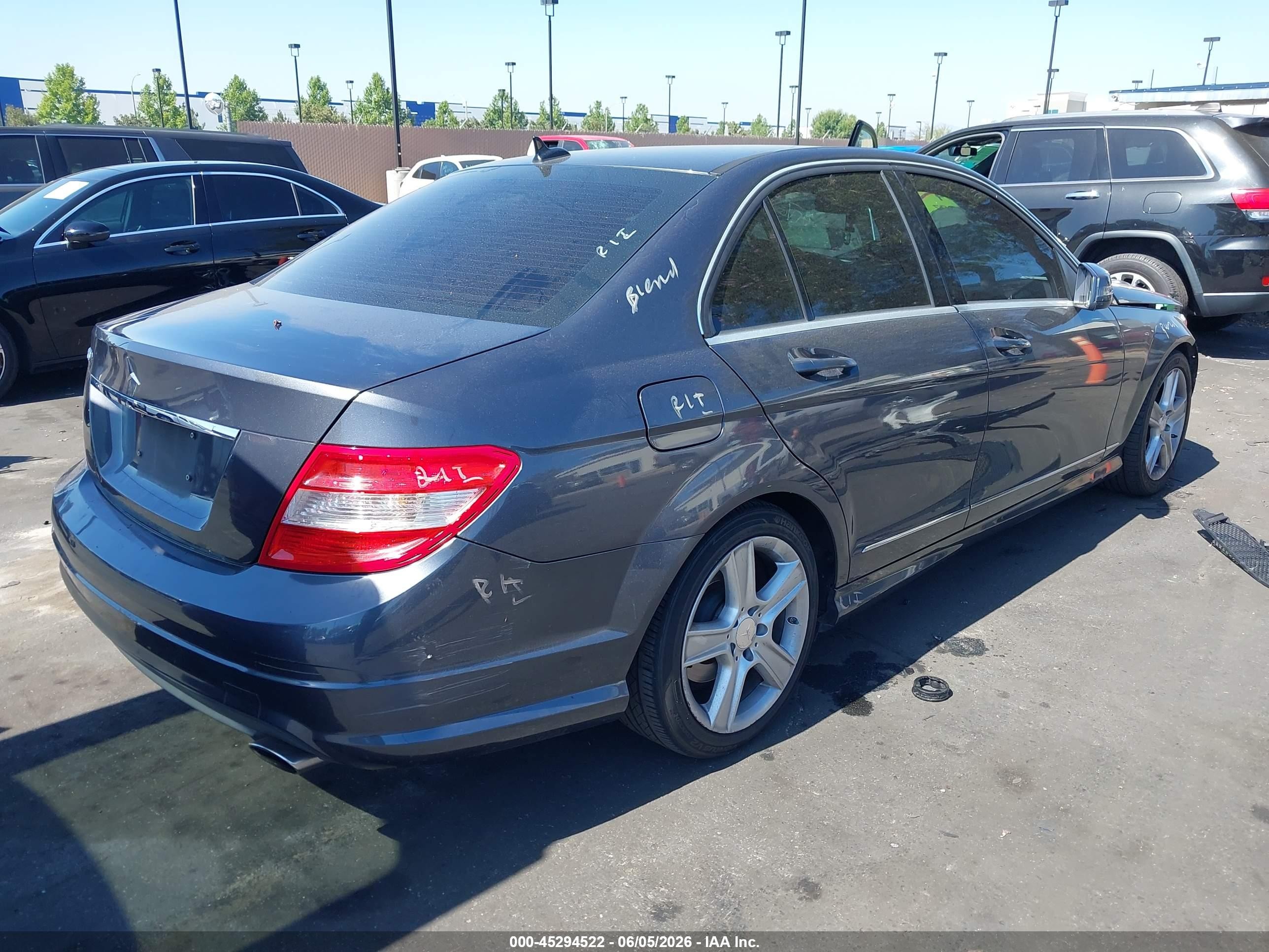 2011 Mercedes-benz C 300 Luxury/sport Gray vin: WDDGF5EB9BR173573