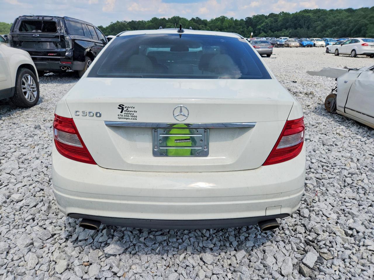 2011 Mercedes-benz C 300 Белый vin: WDDGF5EB9BR185531