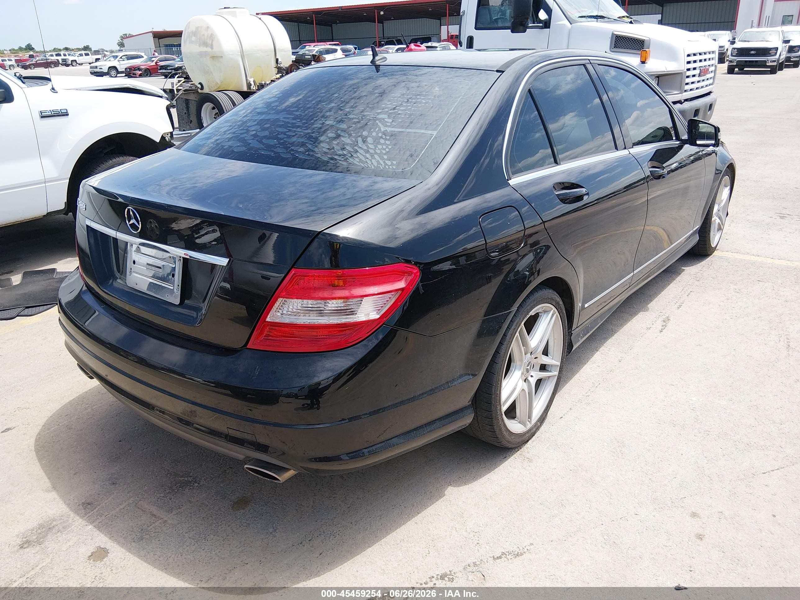 2010 Mercedes-benz C 300 Luxury/sport Black vin: WDDGF5EBXAR092211