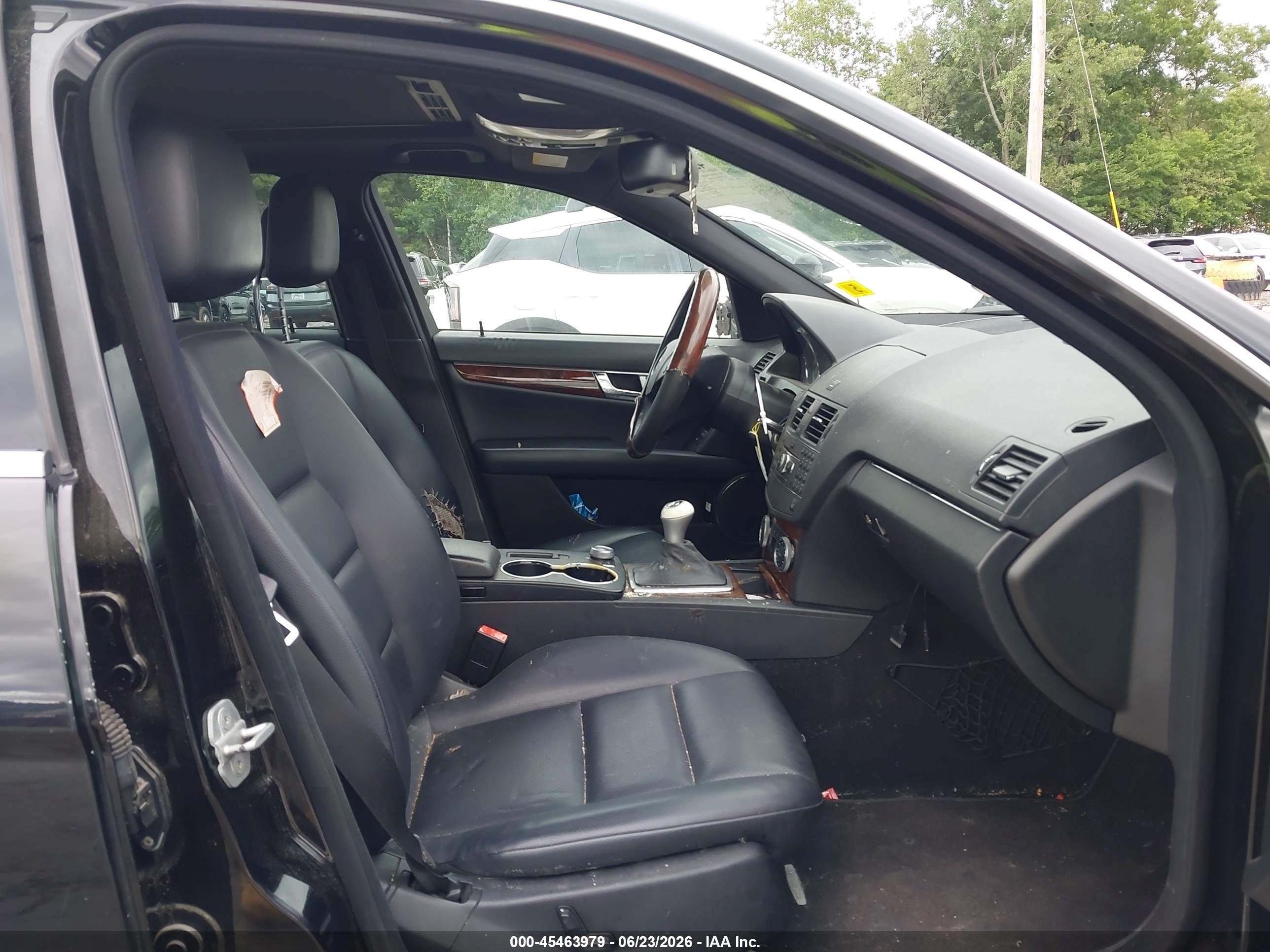 2010 Mercedes-benz C 300 Luxury/sport Black vin: WDDGF5EBXAR096887