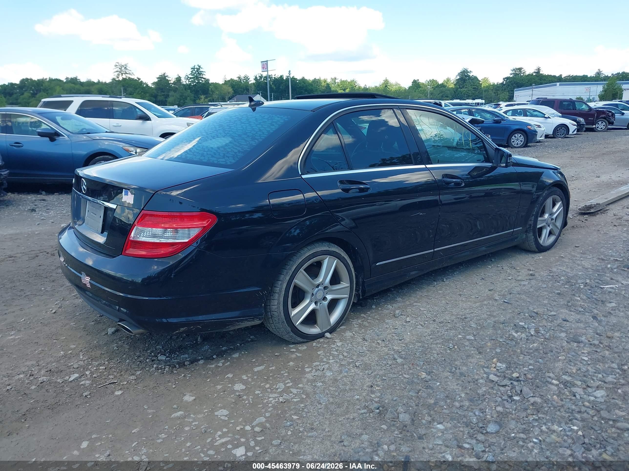 2010 Mercedes-benz C 300 Luxury/sport Black vin: WDDGF5EBXAR096887