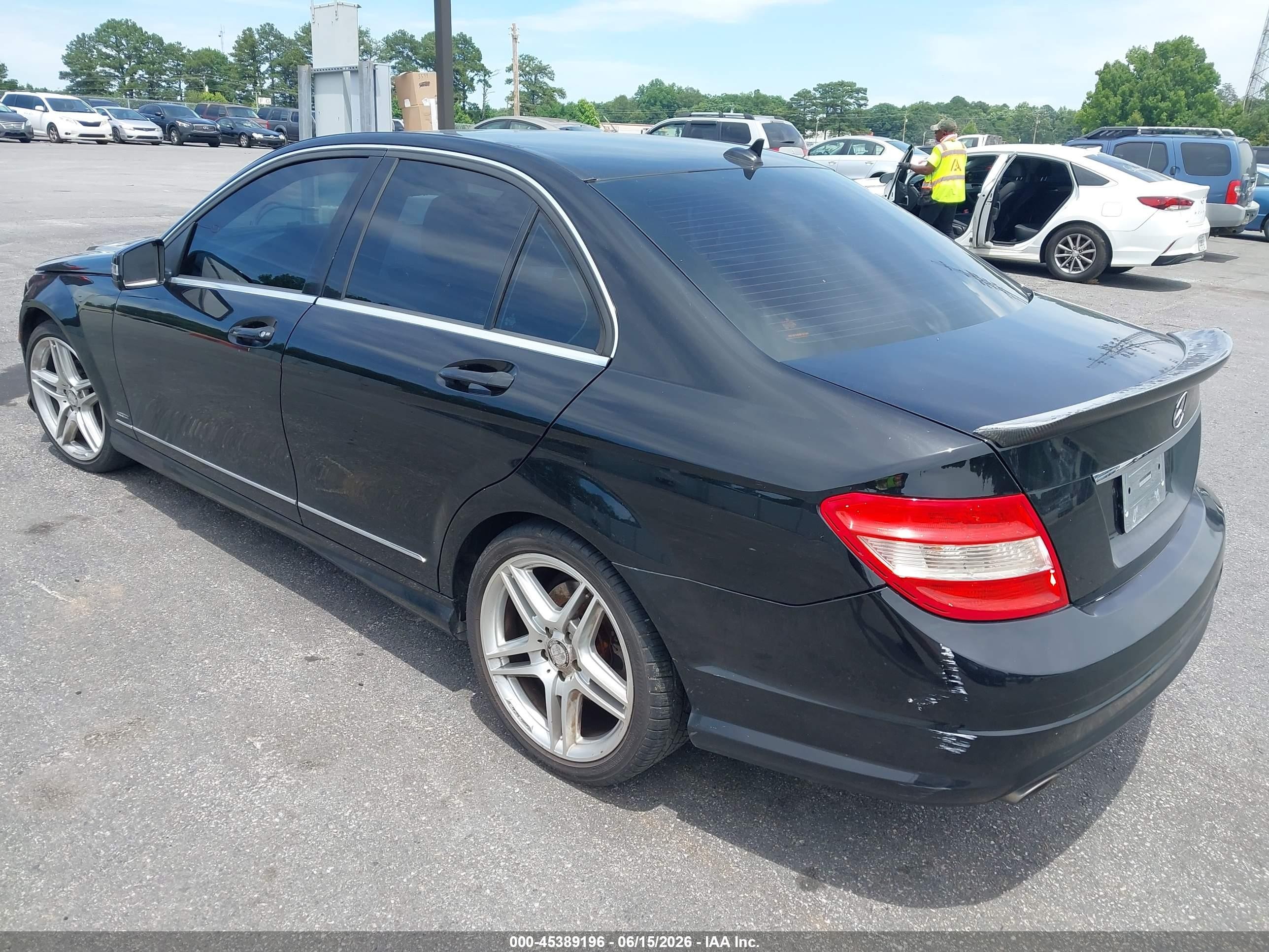 2010 Mercedes-benz C 300 Luxury/sport Black vin: WDDGF5EBXAR101506