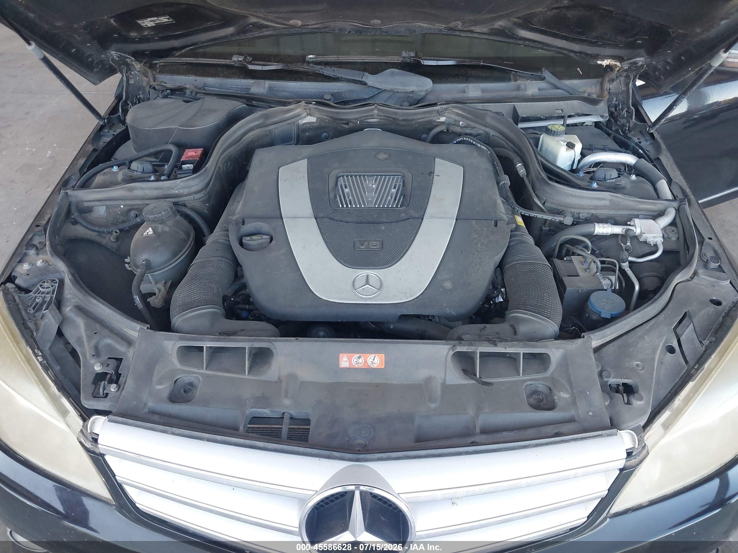 2010 Mercedes-benz C 300 Black vin: WDDGF5EBXAR112716