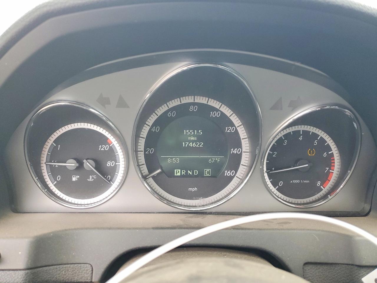 2010 Mercedes-benz C 300 Silver vin: WDDGF5EBXAR121058