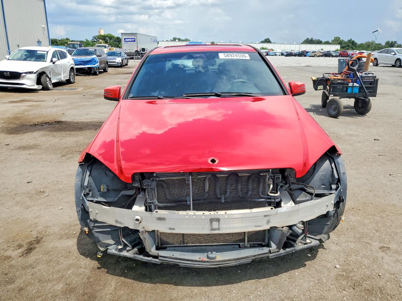 2010 Mercedes-benz C 300 Red vin: WDDGF5EBXAR125756