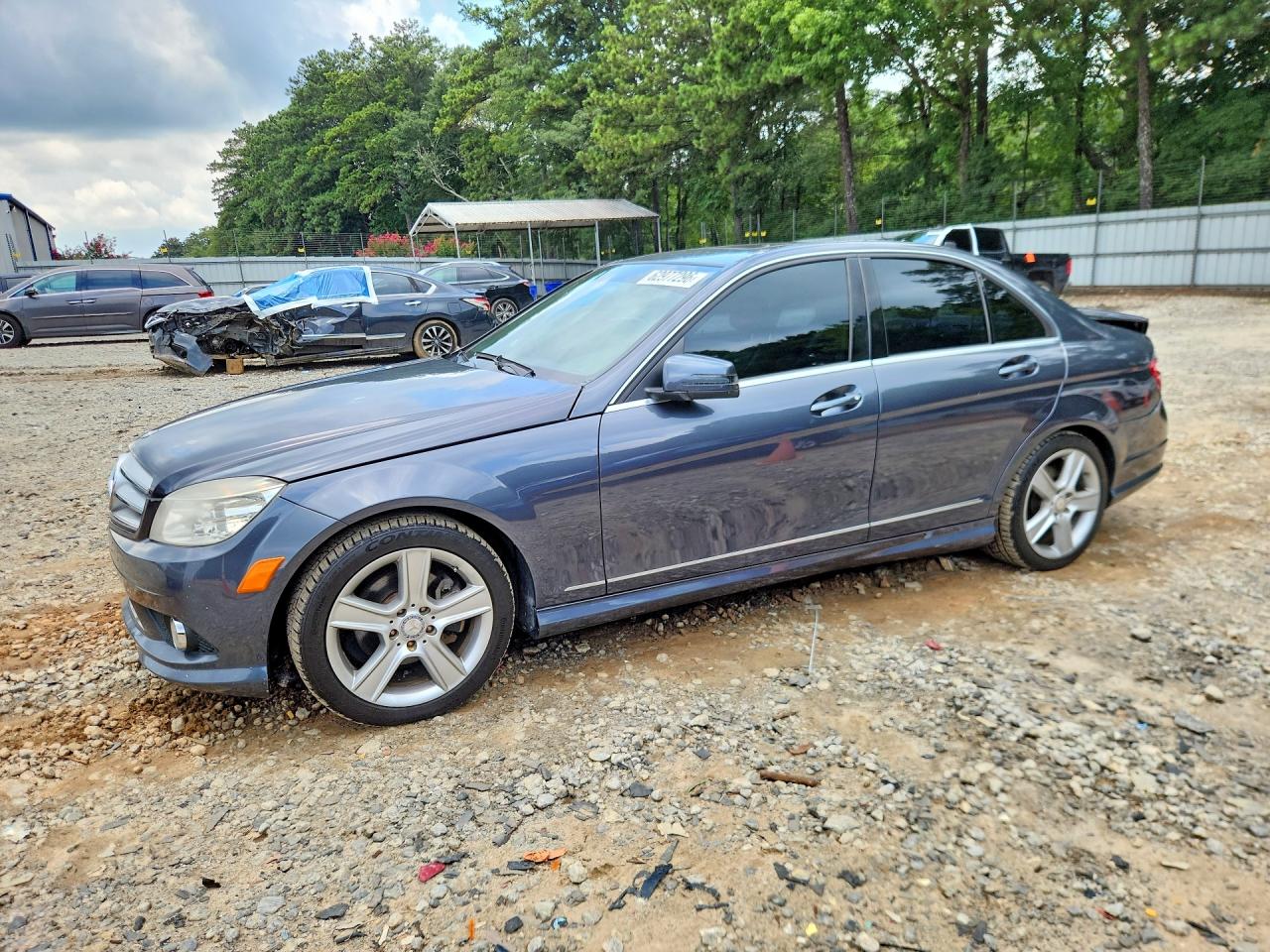 2010 Mercedes-benz C 300 Gray vin: WDDGF5EBXAR128740