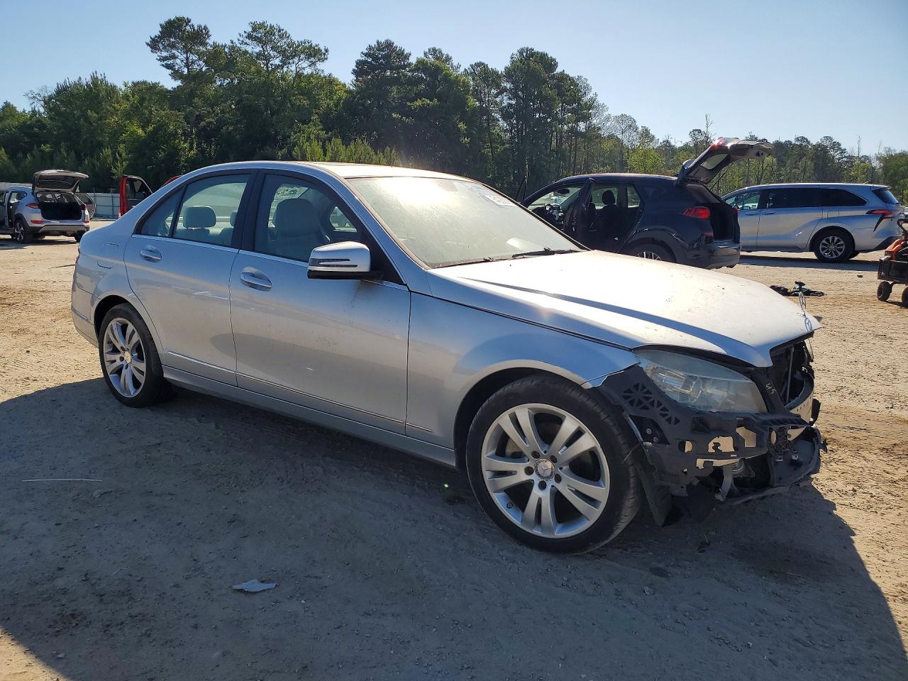 2010 Mercedes-benz C 300 Silver vin: WDDGF5EBXAR130553