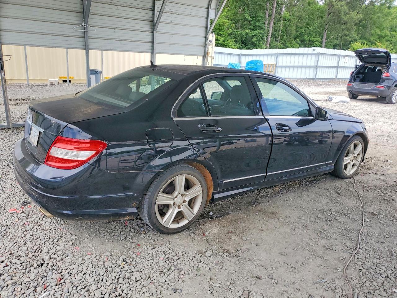 2011 Mercedes-benz C 300 Black vin: WDDGF5EBXBF653011