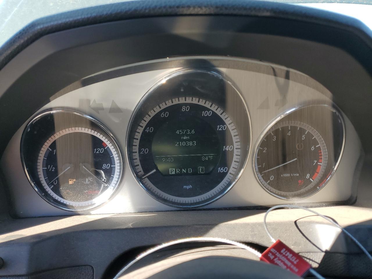 2011 Mercedes-benz C 300 Silver vin: WDDGF5EBXBR153414