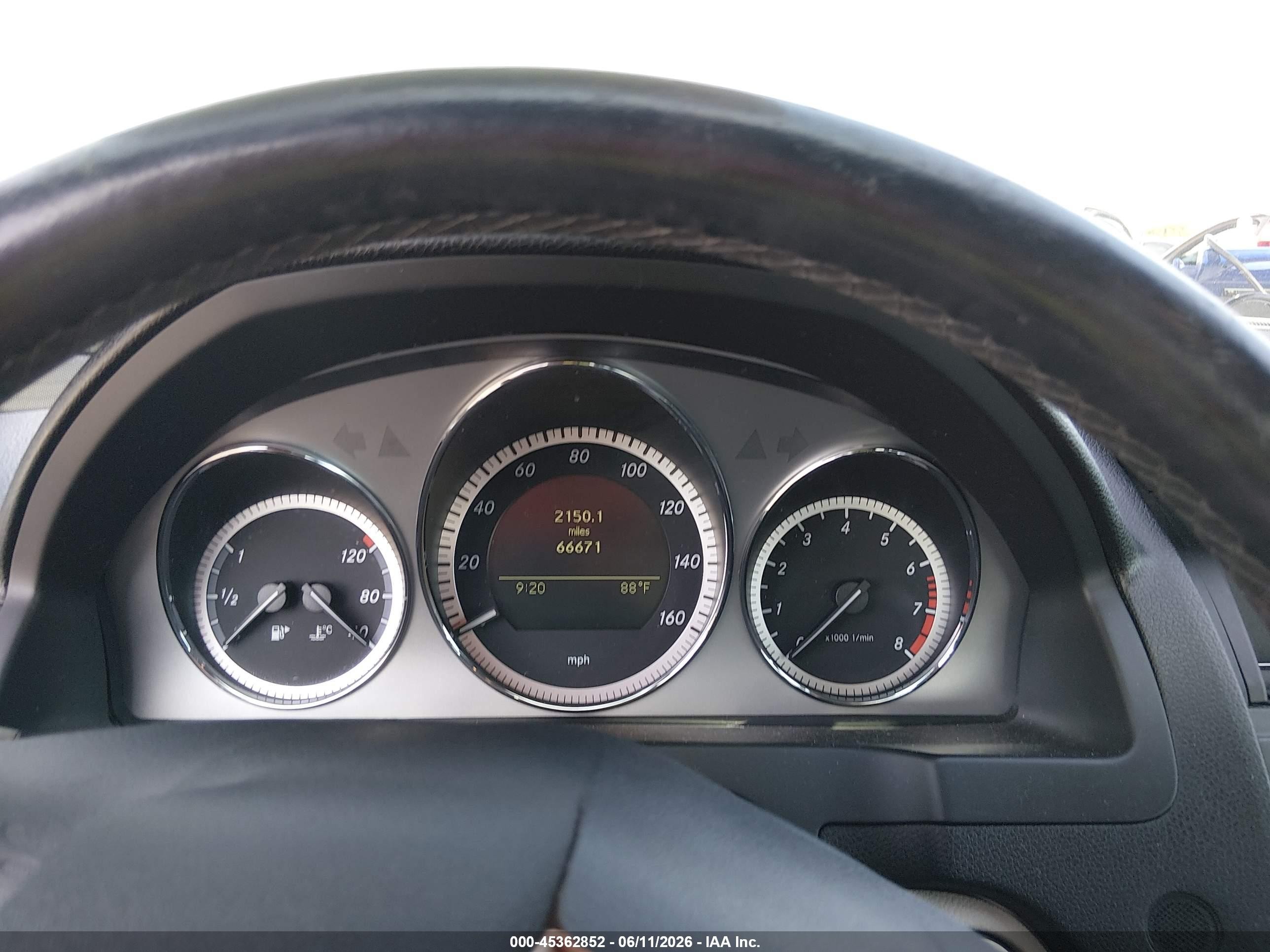 2011 Mercedes-benz C 300 Luxury/sport Silver vin: WDDGF5EBXBR171704