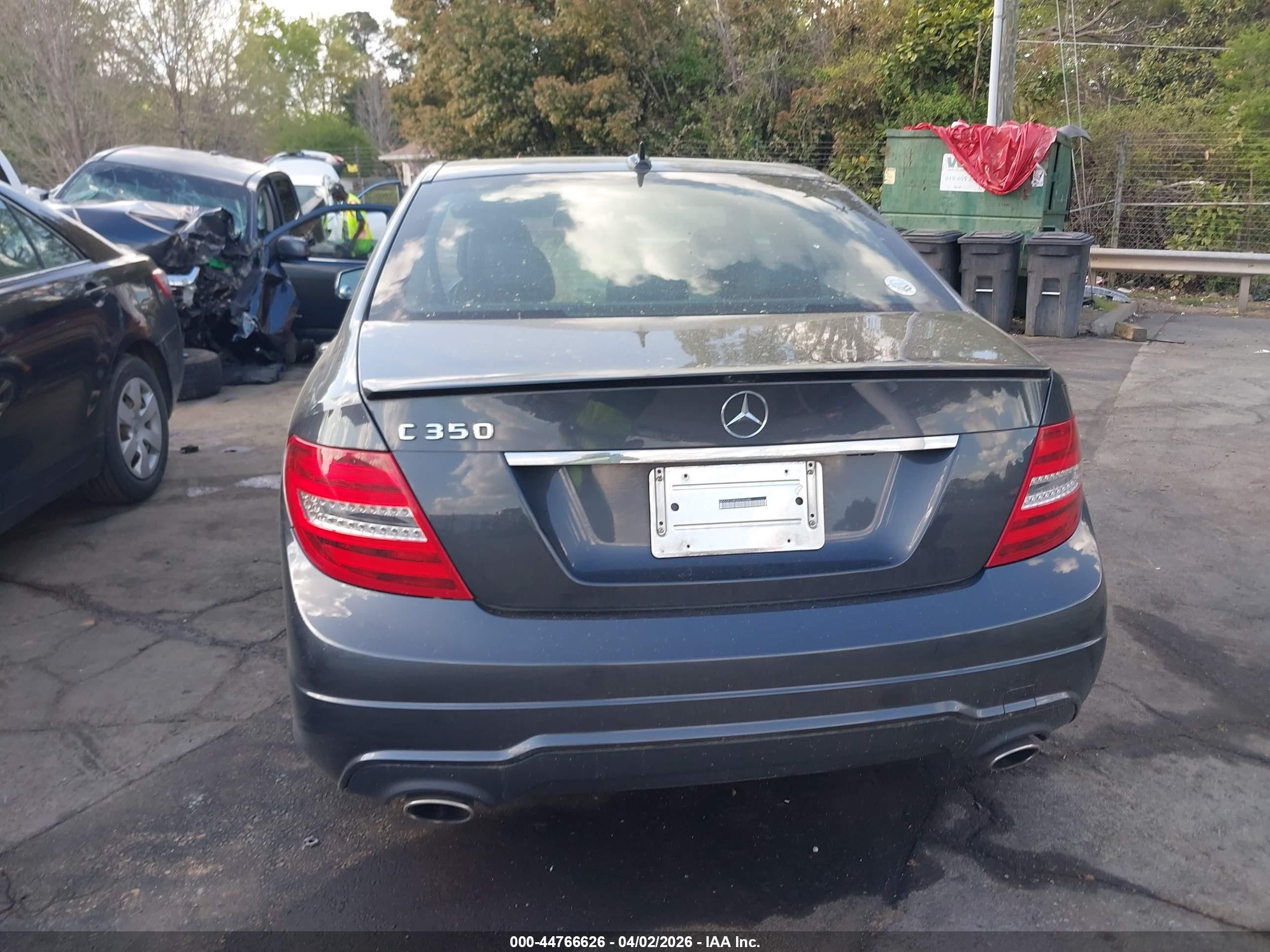 2014 Mercedes-benz C 350 Sport Серый vin: WDDGF5HB0ER295688