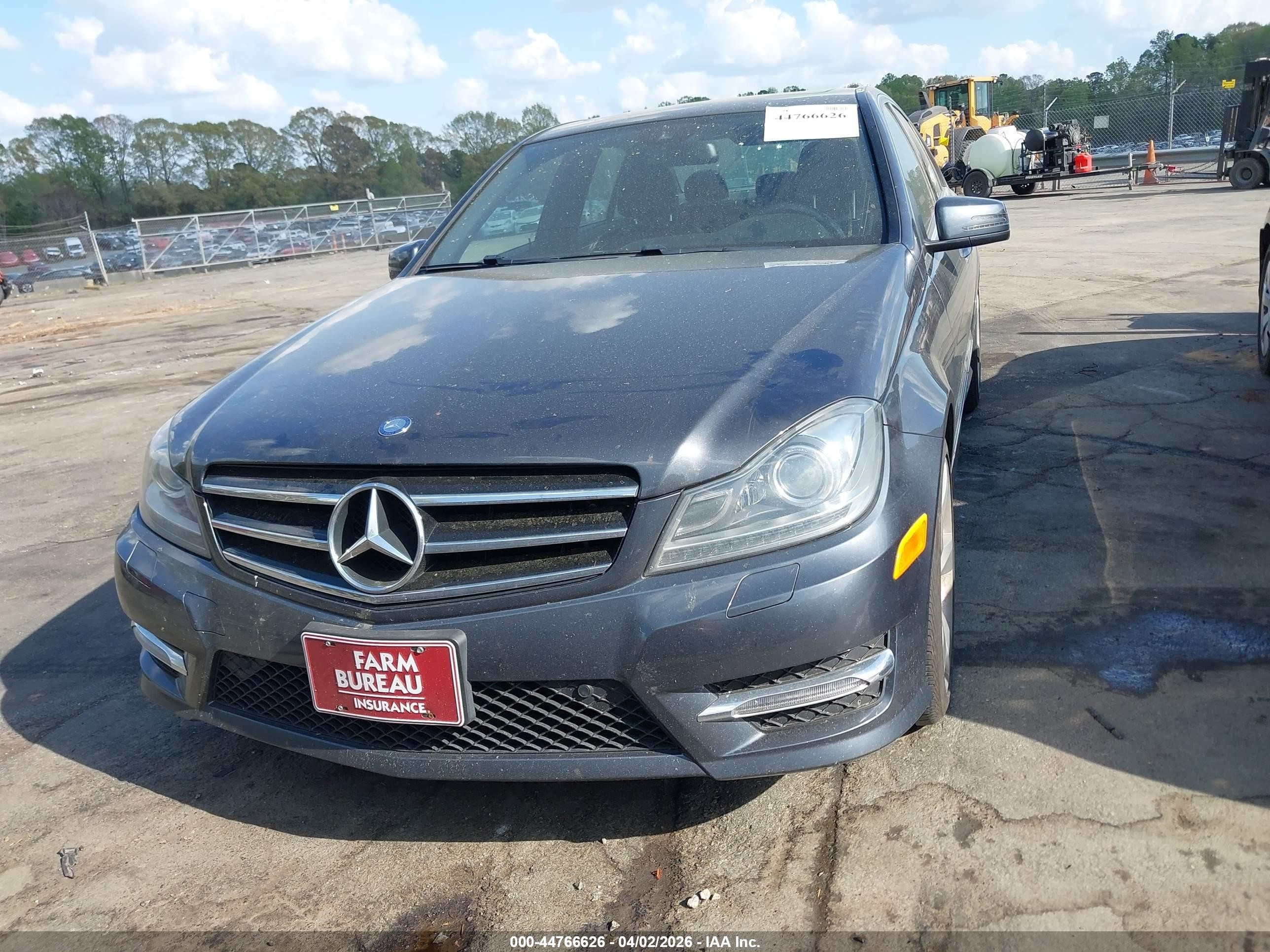 2014 Mercedes-benz C 350 Sport Серый vin: WDDGF5HB0ER295688