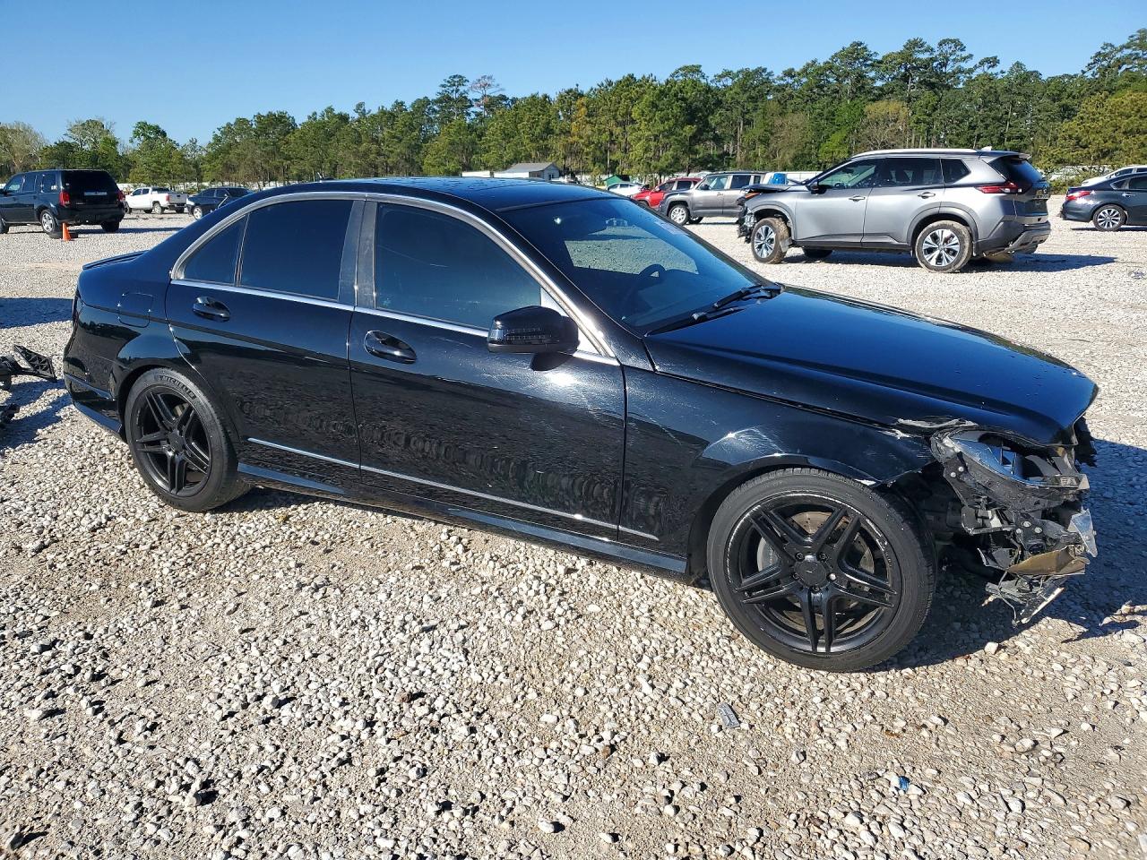2013 Mercedes-benz C 350 Black vin: WDDGF5HB2DR278311