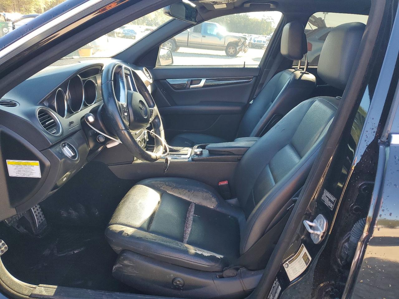 2013 Mercedes-benz C 350 Black vin: WDDGF5HB2DR278311