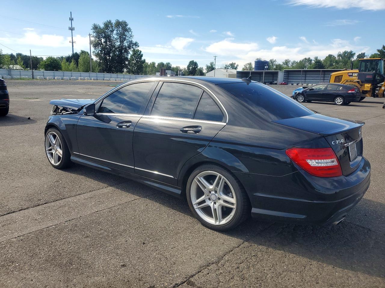 2013 Mercedes-benz C 350 Black vin: WDDGF5HB5DA873815