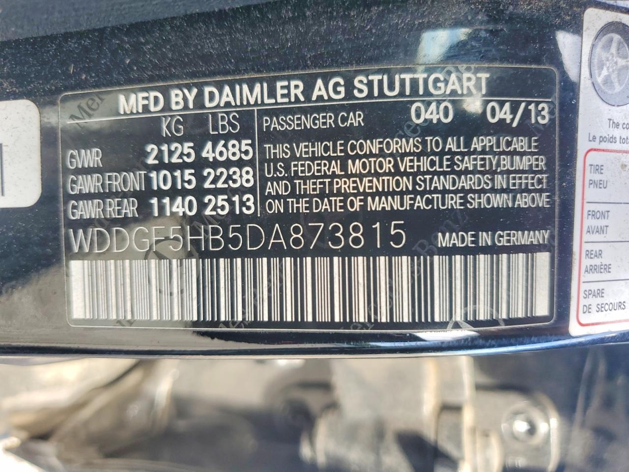 2013 Mercedes-benz C 350 Black vin: WDDGF5HB5DA873815