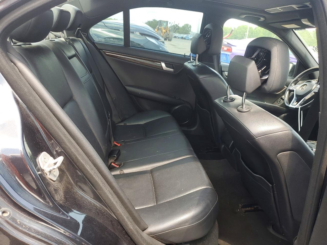 2012 Mercedes-benz C 350 Black vin: WDDGF5HB6CR218904