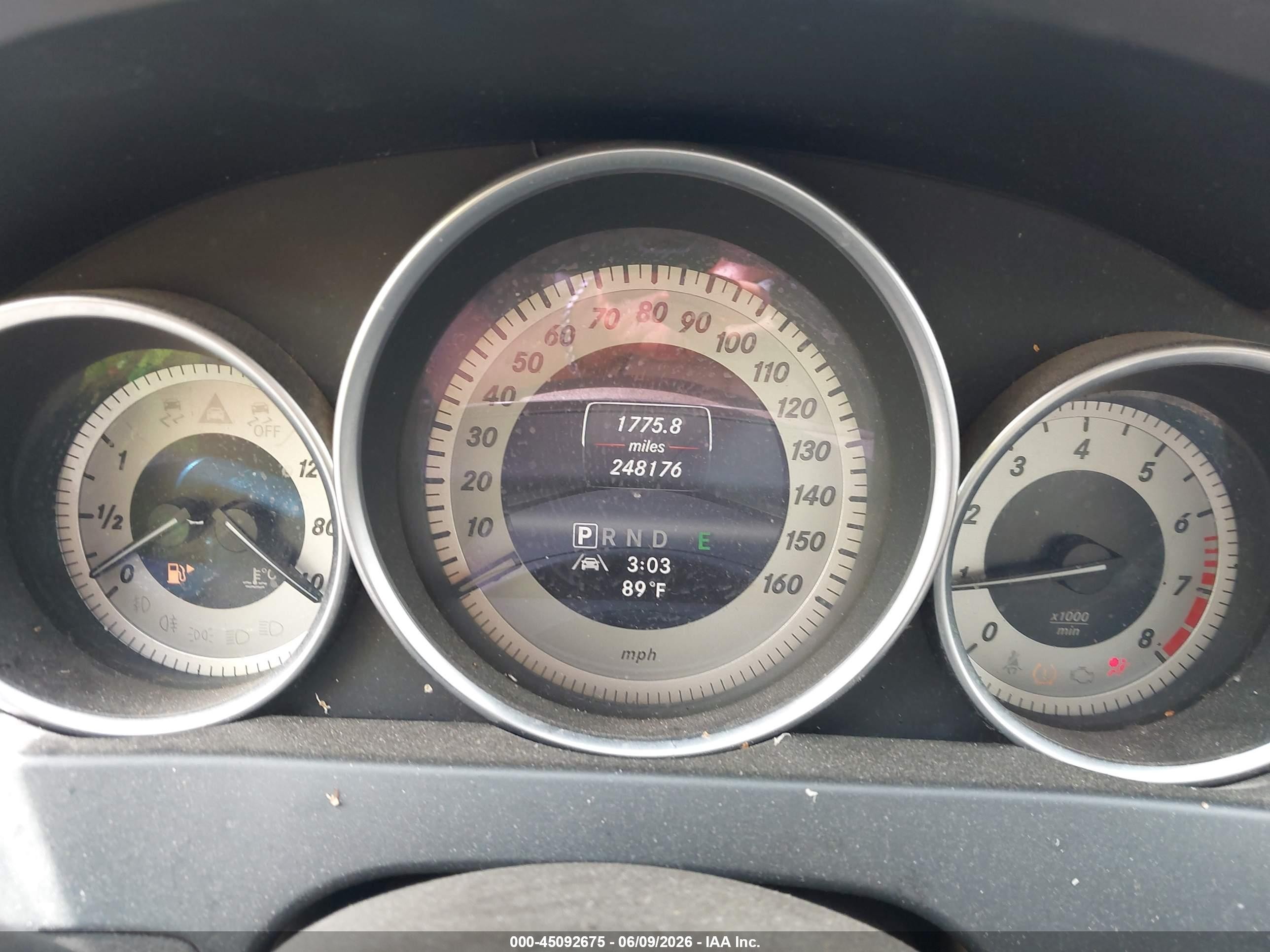 2013 Mercedes-benz C 350 Sport Синий vin: WDDGF5HB8DA817352