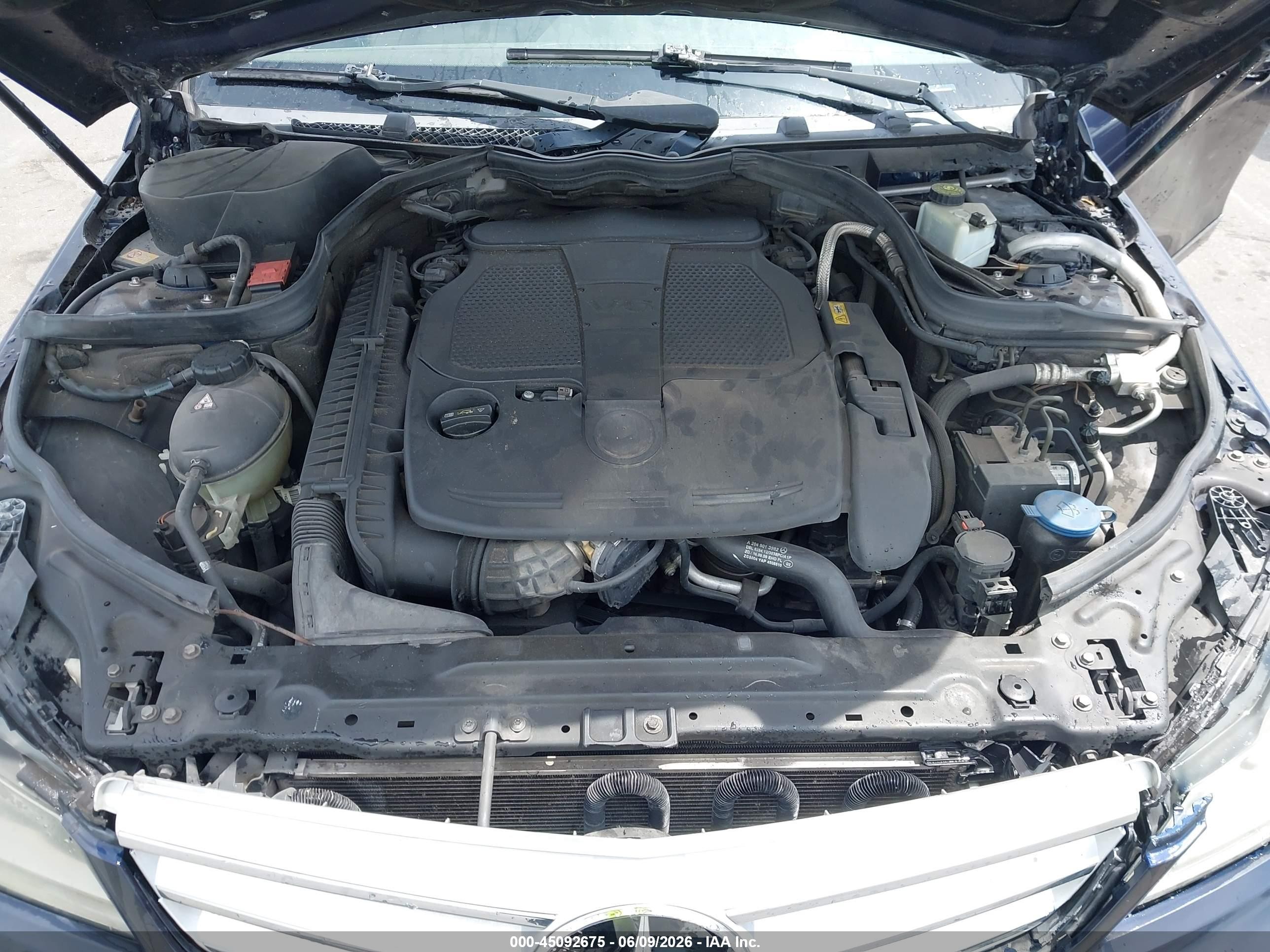 2013 Mercedes-benz C 350 Sport Синий vin: WDDGF5HB8DA817352