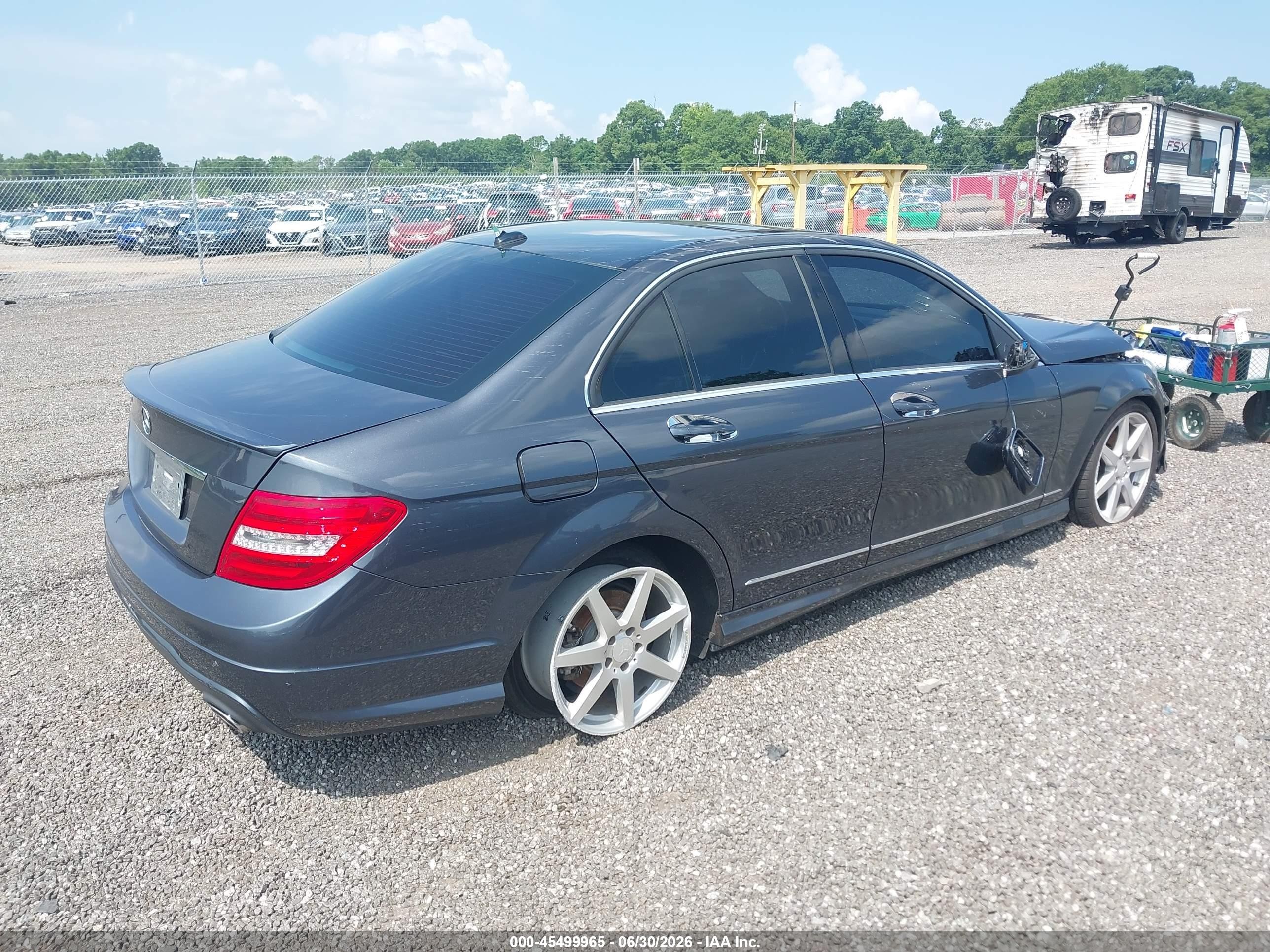 2013 Mercedes-benz C 350 Sport Blue vin: WDDGF5HB8DR259164