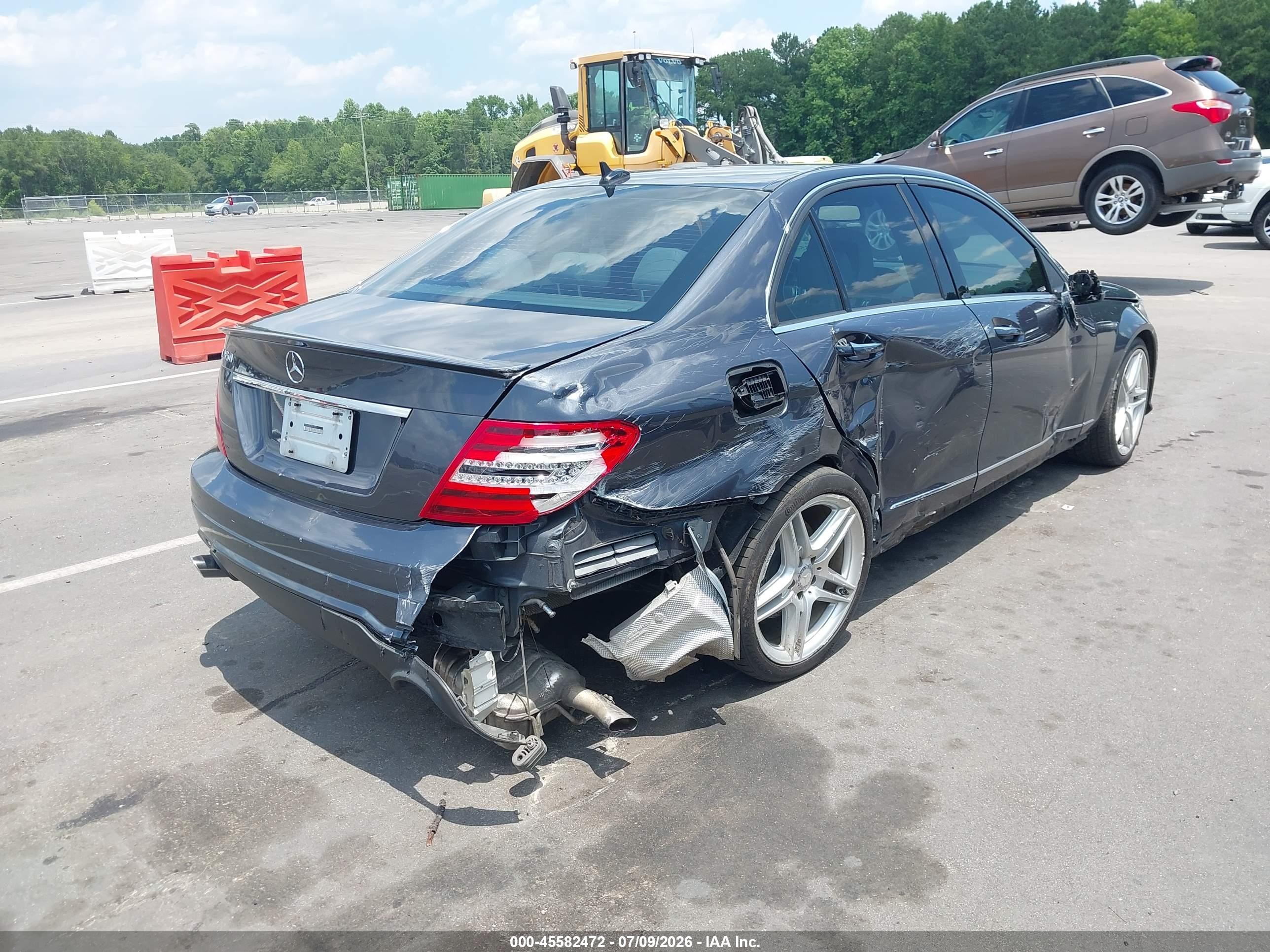 2013 Mercedes-benz C 350 Sport Black vin: WDDGF5HB9DR277866