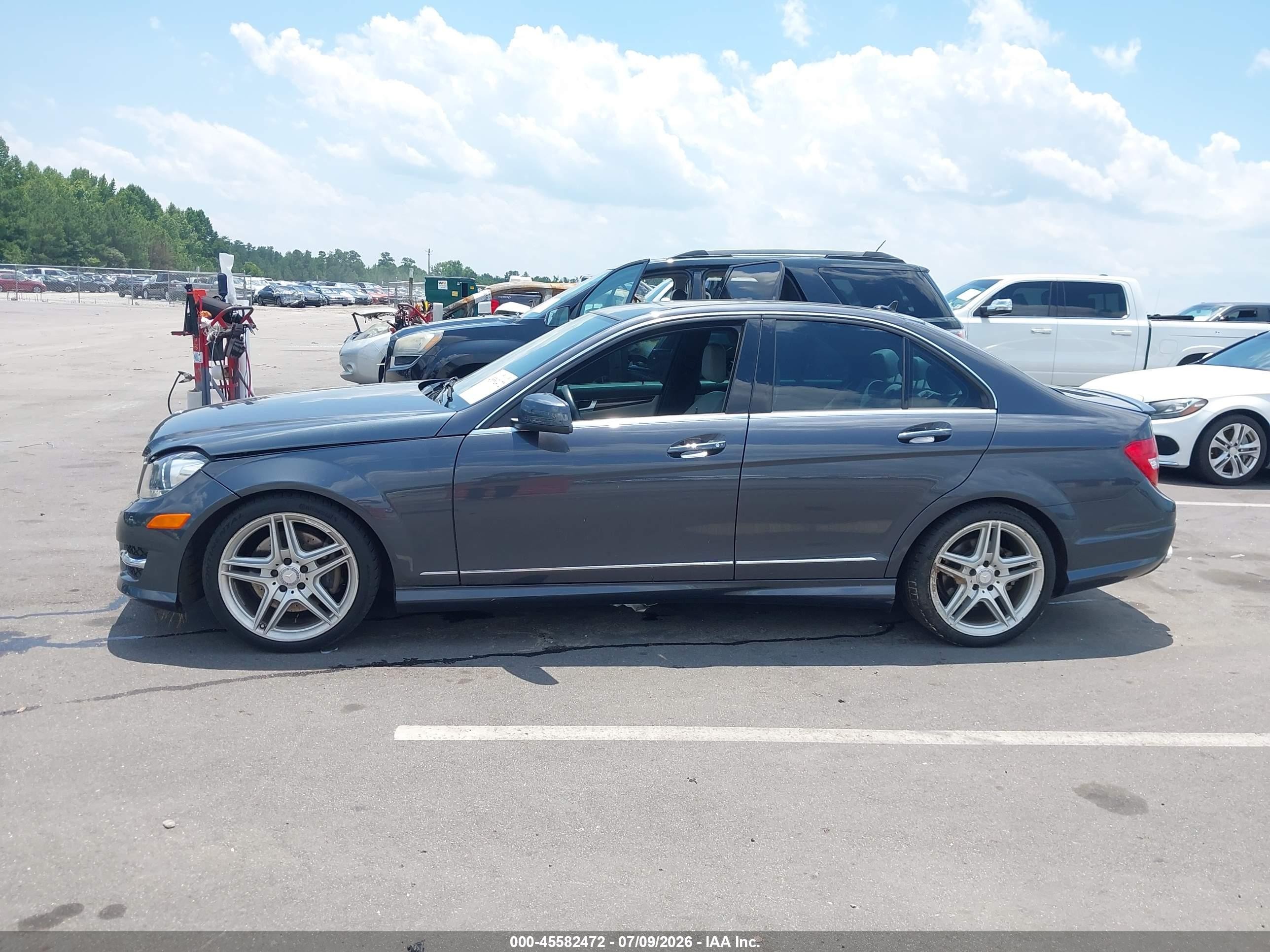 2013 Mercedes-benz C 350 Sport Black vin: WDDGF5HB9DR277866