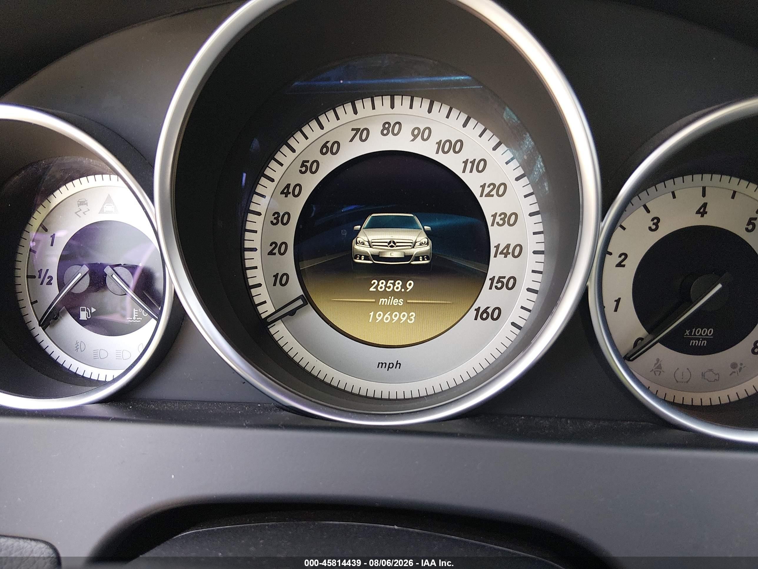 2012 Mercedes-benz C 350 Sport White vin: WDDGF5HBXCR239111