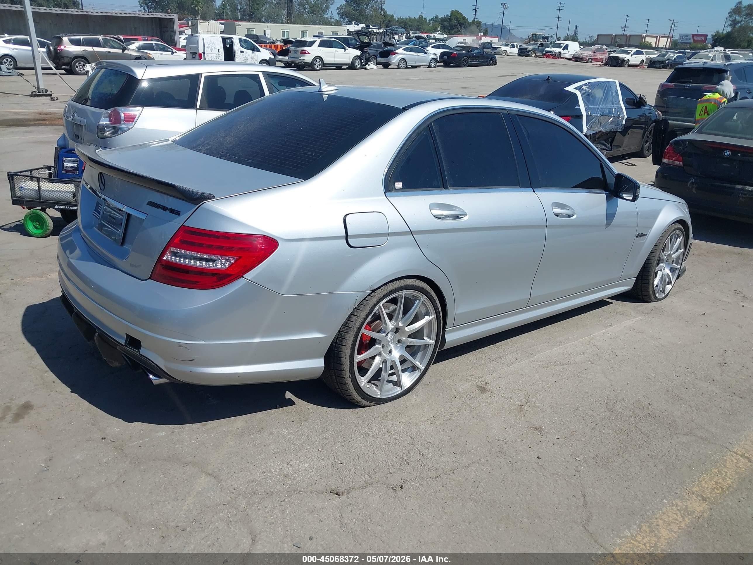 2009 Mercedes-benz C 63 Amg Silver vin: WDDGF77X09F304616