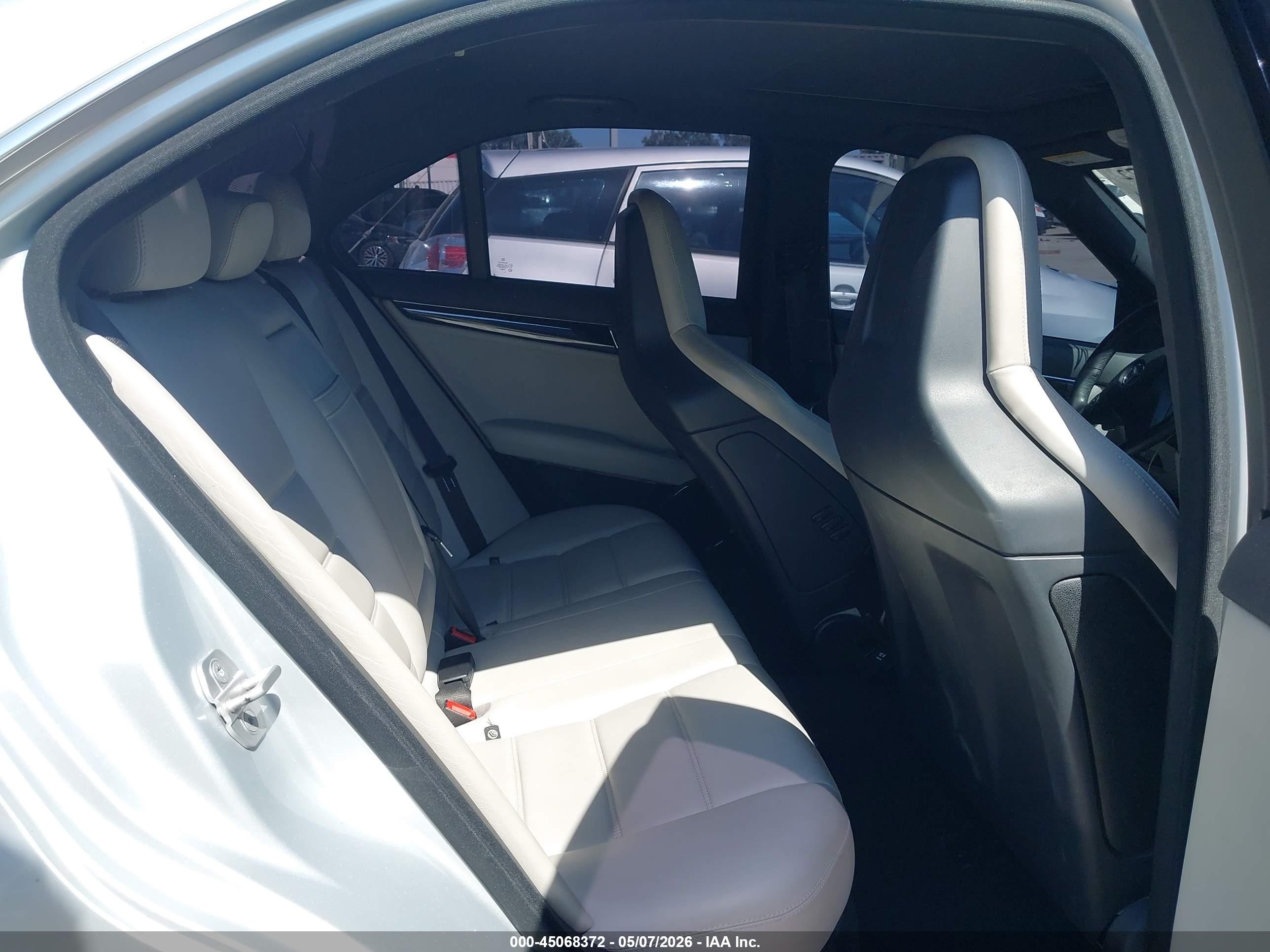 2009 Mercedes-benz C 63 Amg Silver vin: WDDGF77X09F304616