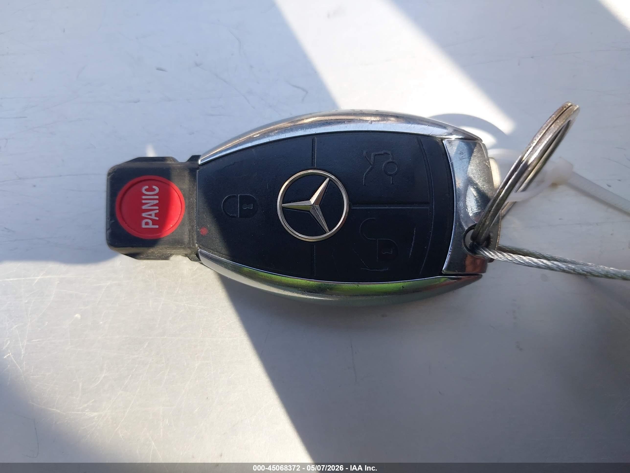 2009 Mercedes-benz C 63 Amg Silver vin: WDDGF77X09F304616