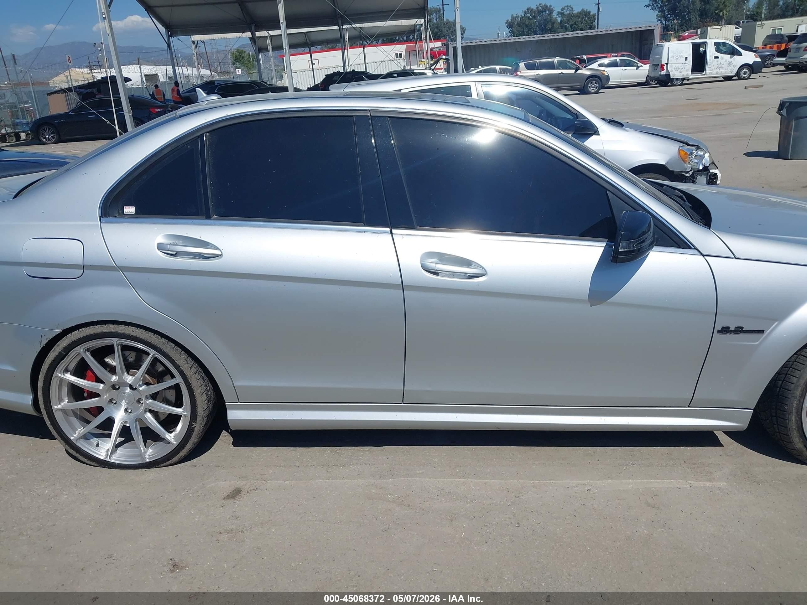 2009 Mercedes-benz C 63 Amg Silver vin: WDDGF77X09F304616