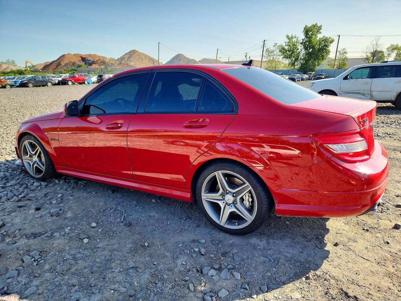 2009 Mercedes-benz C 63 Amg Red vin: WDDGF77X39F246811