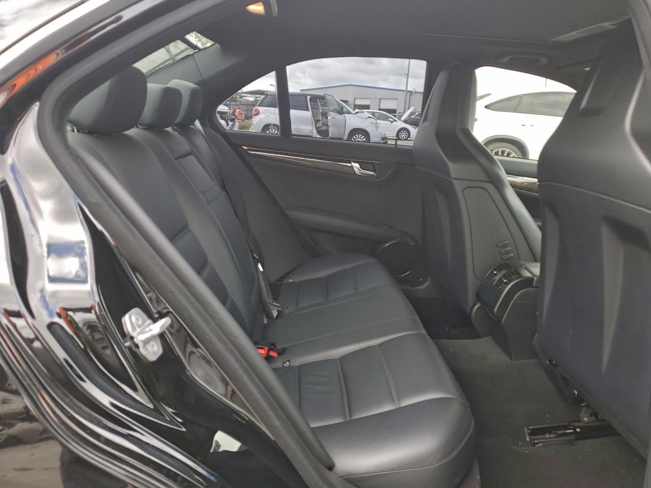 2009 Mercedes-benz C 63 Amg Black vin: WDDGF77X69F292892
