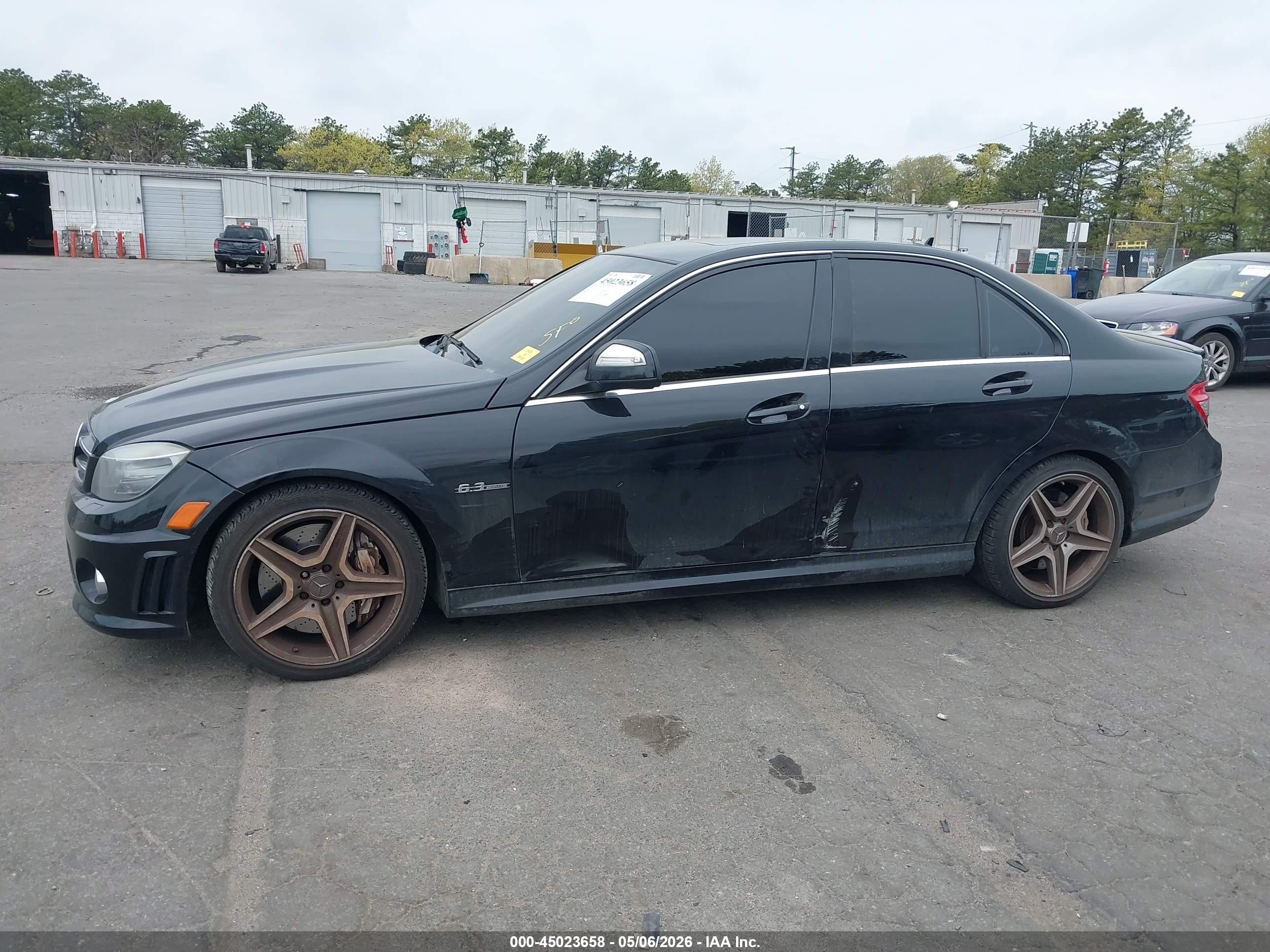 2009 Mercedes-benz C 63 Amg   Черный vin: WDDGF77X79F218915