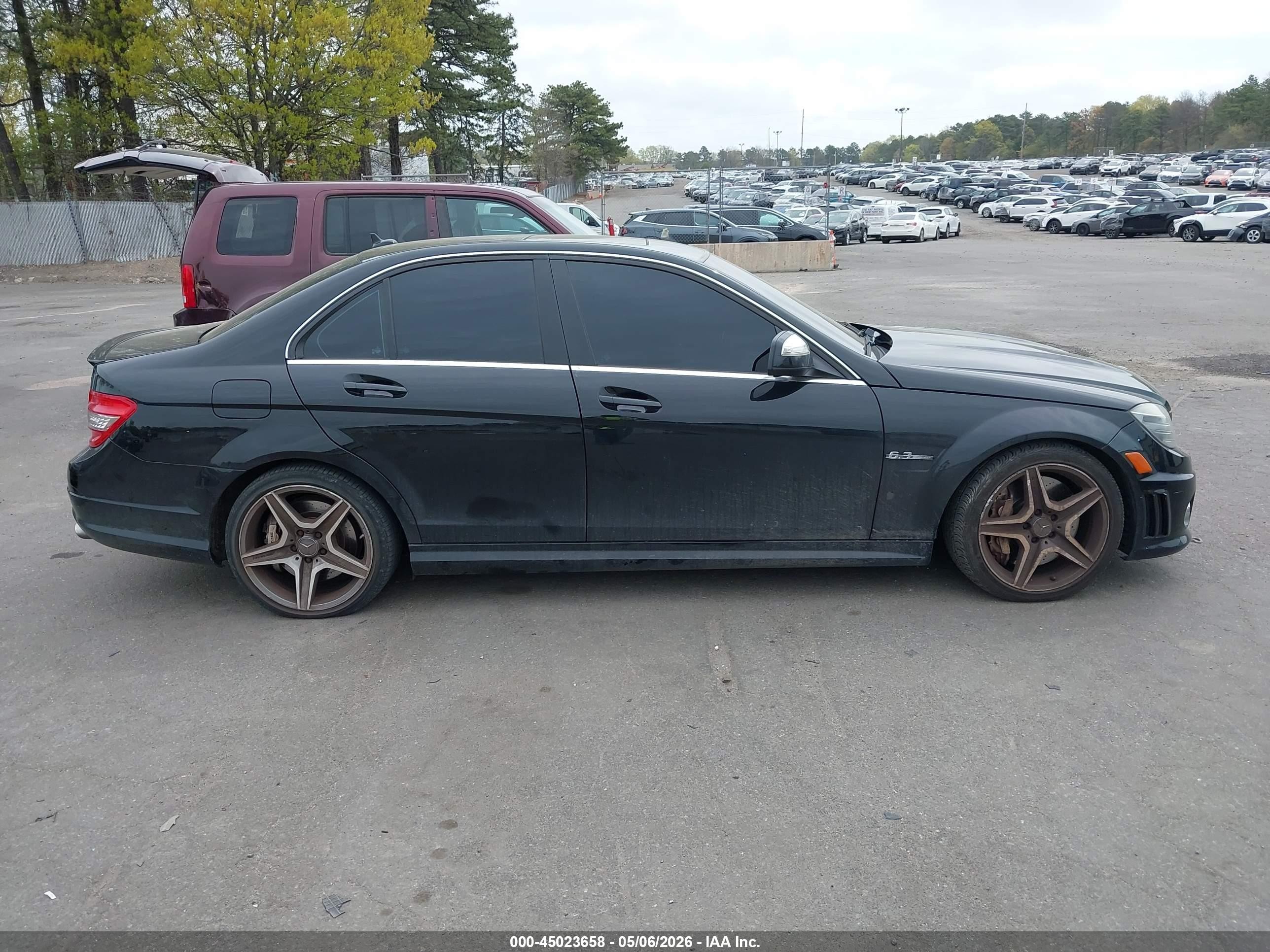 2009 Mercedes-benz C 63 Amg   Черный vin: WDDGF77X79F218915