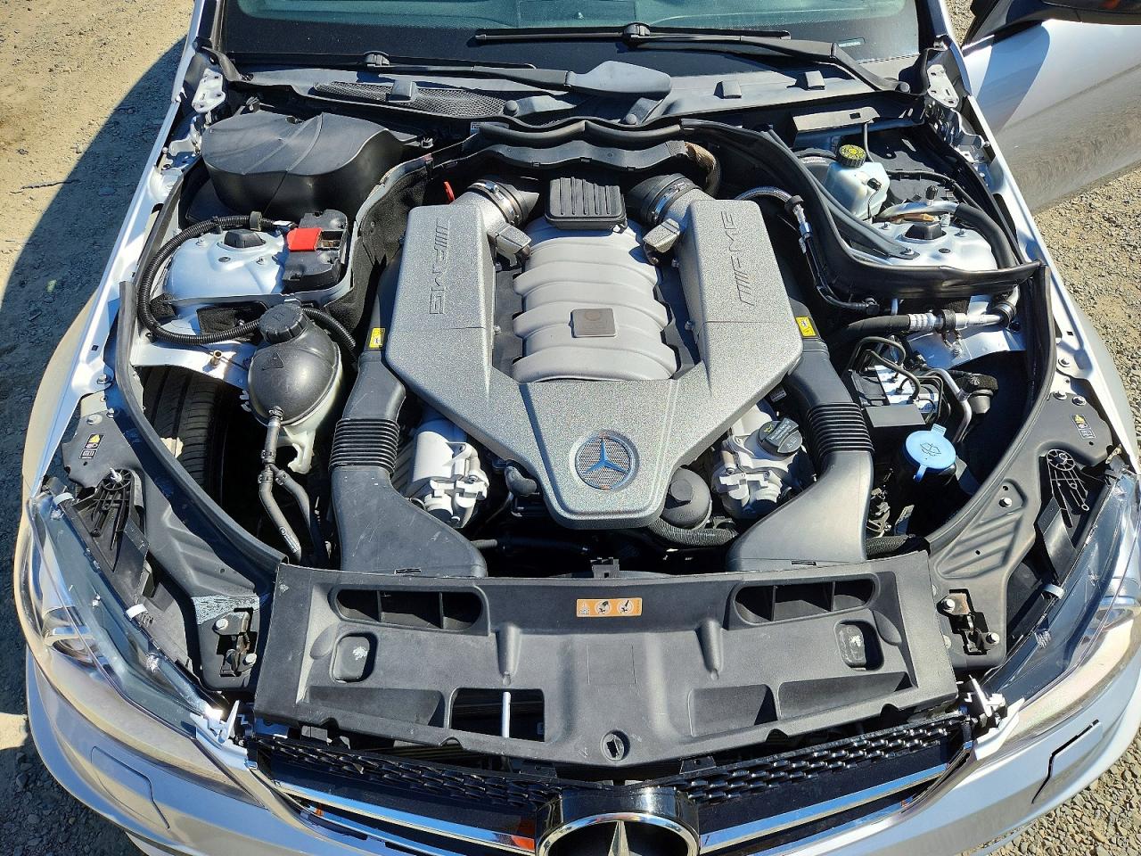 2009 Mercedes-benz C 63 Amg Silver vin: WDDGF77X79F220423