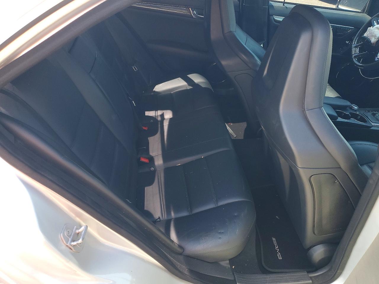 2009 Mercedes-benz C 63 Amg Gray vin: WDDGF77X89F240082