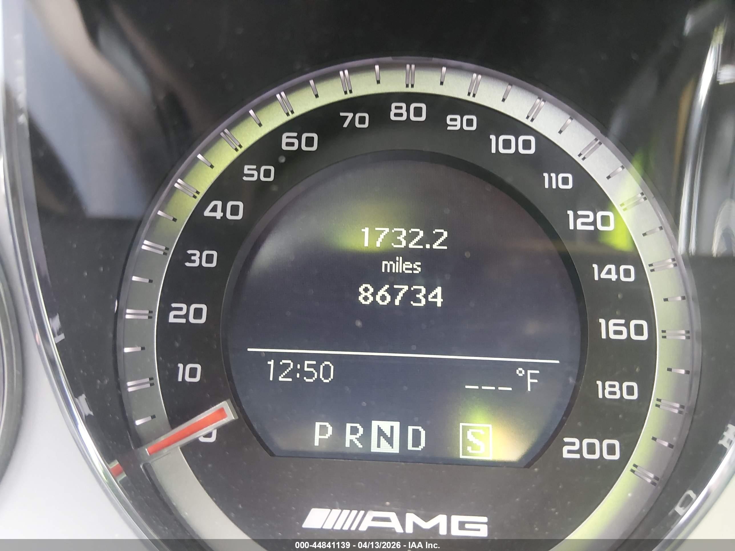 2009 Mercedes-benz C 63 Amg   Silver vin: WDDGF77X99F220438