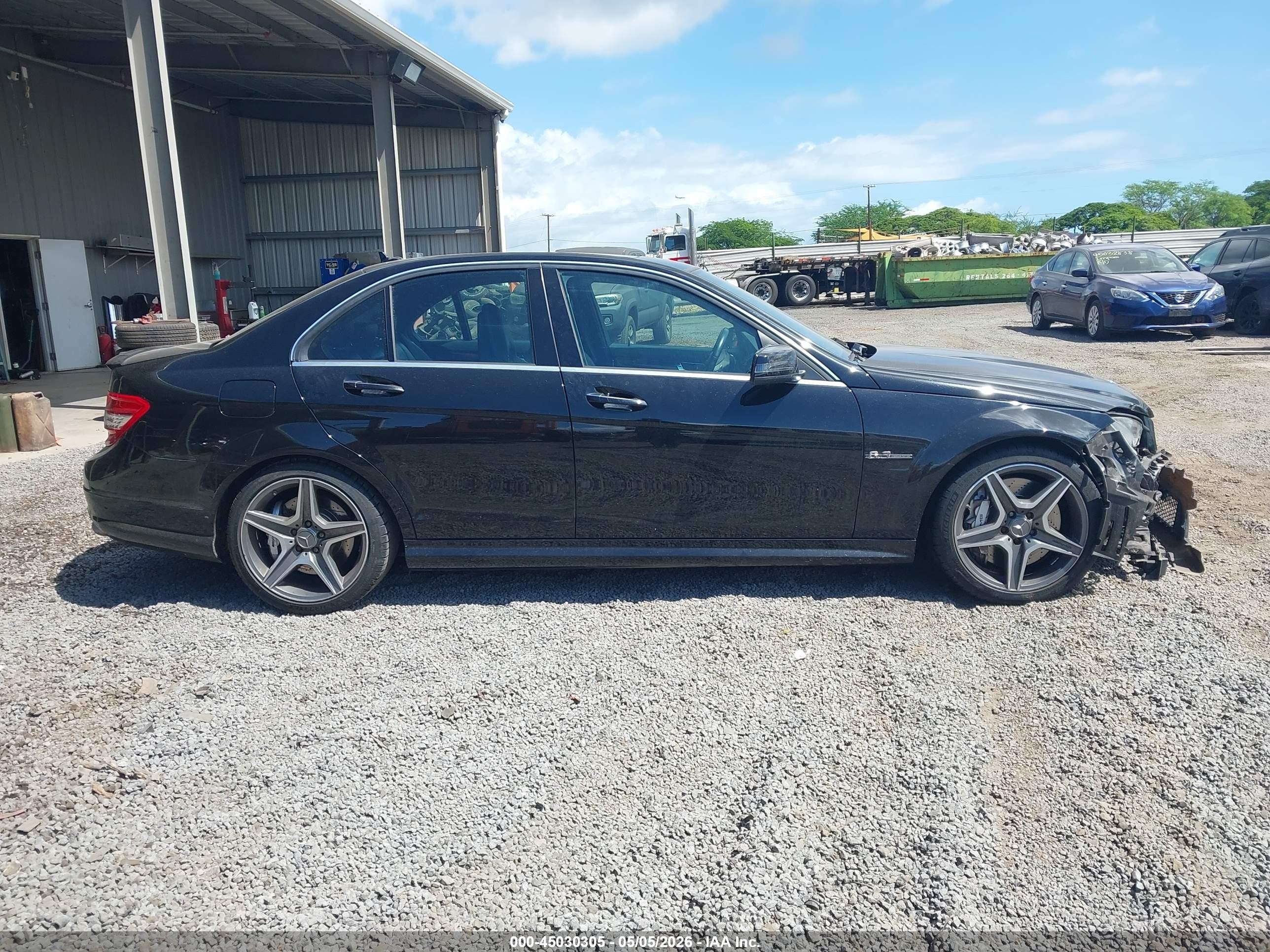 2011 Mercedes-benz Amg C 63   Black vin: WDDGF7HB6BF649092