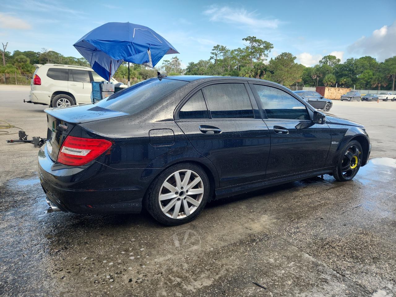 2014 Mercedes-benz C 63 Amg Black vin: WDDGF7HB7EA961679 Damage: Right Qtr Panel, Heavy Scratch, 1/2 To 1 Inch