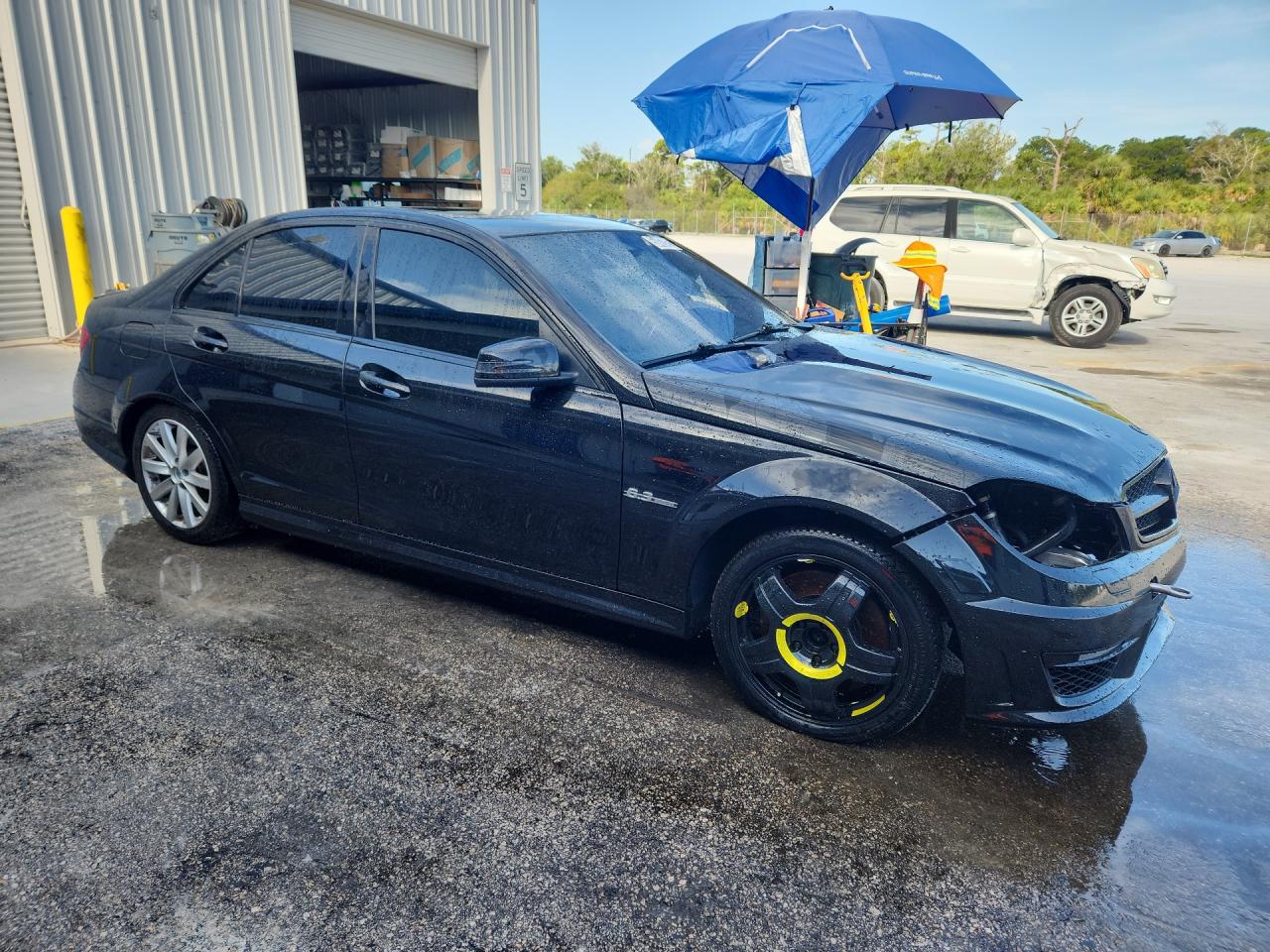 2014 Mercedes-benz C 63 Amg Black vin: WDDGF7HB7EA961679 Damage: Right Head Lamp, Broken, Replacement Required