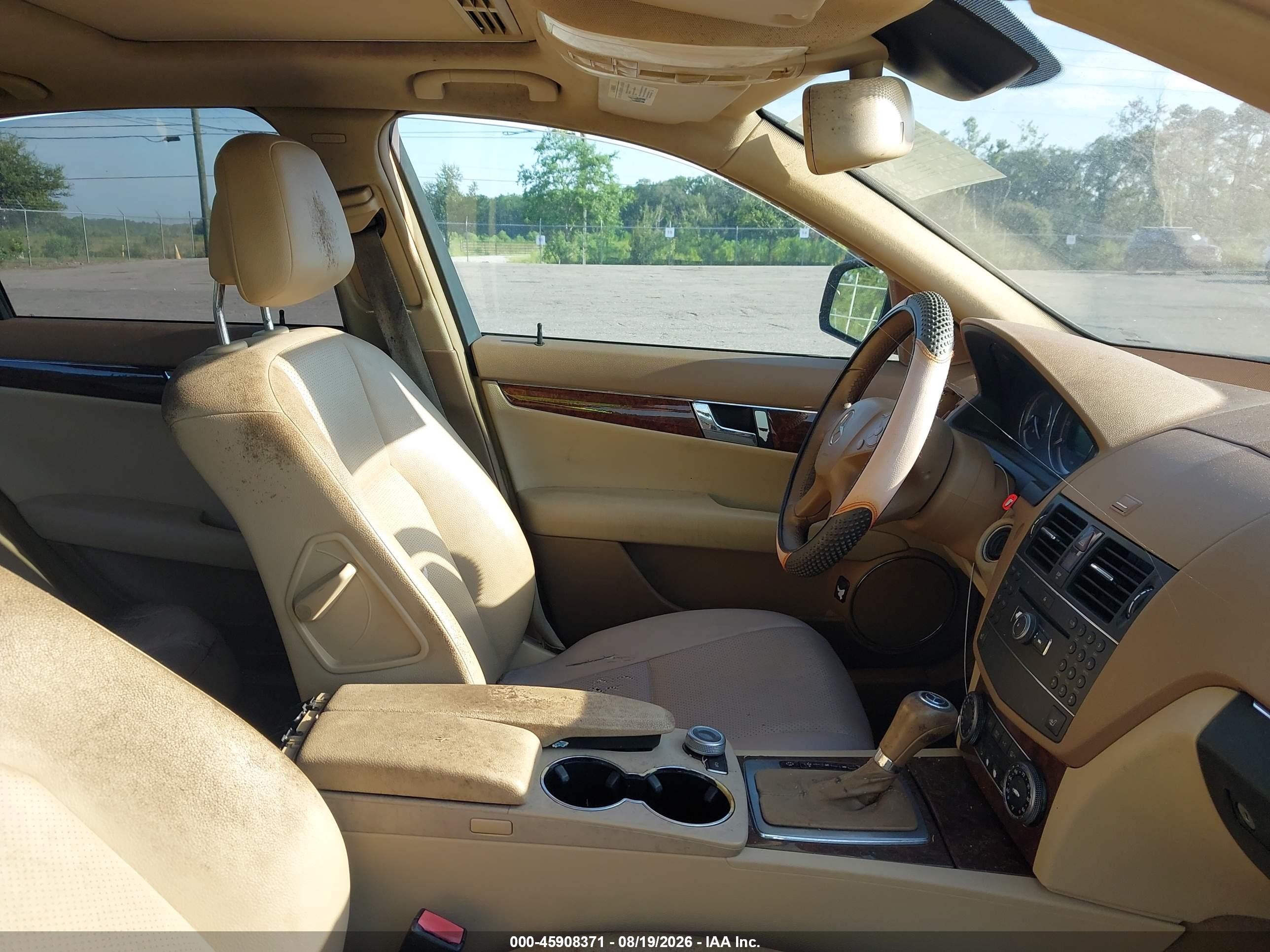 2008 Mercedes-benz C 300 Luxury 4matic Champagne vin: WDDGF81X08F061614