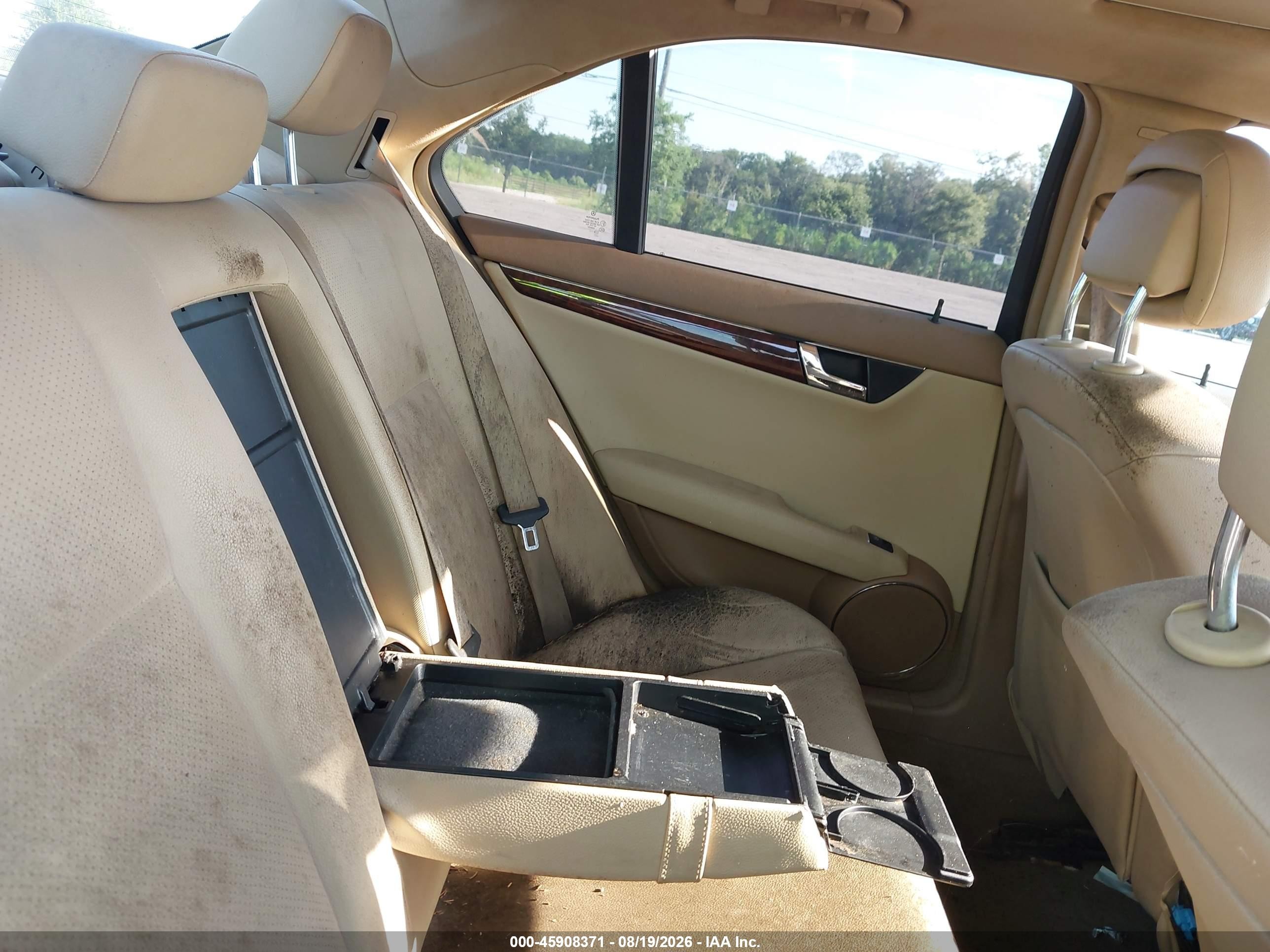 2008 Mercedes-benz C 300 Luxury 4matic Champagne vin: WDDGF81X08F061614