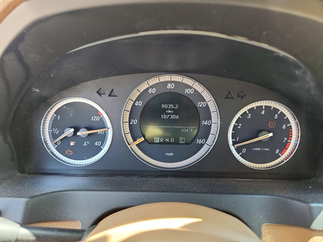 2008 Mercedes-benz C 300 4matic White vin: WDDGF81X08F112061
