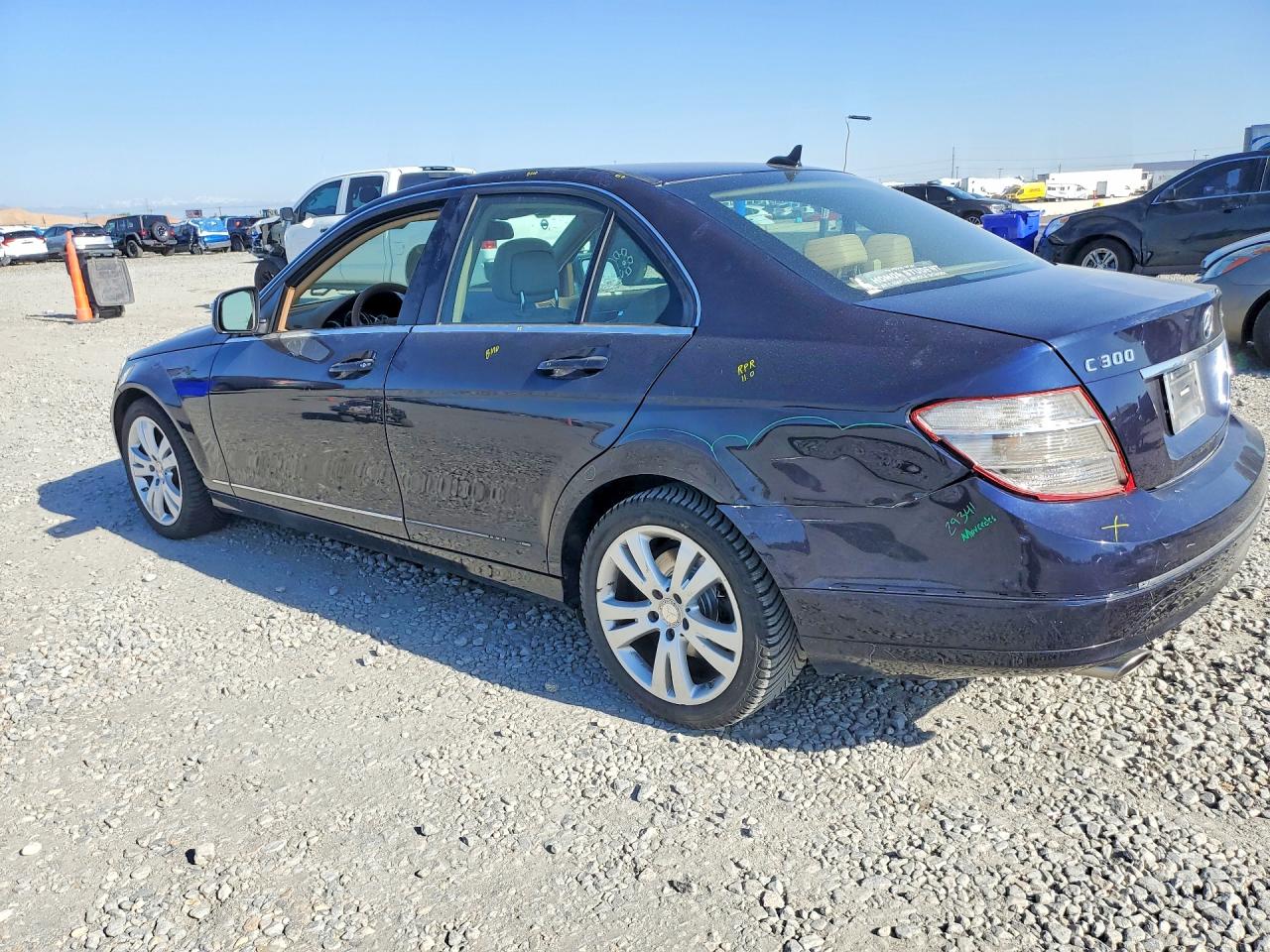 2008 Mercedes-benz C 300 4matic Black vin: WDDGF81X08F138319