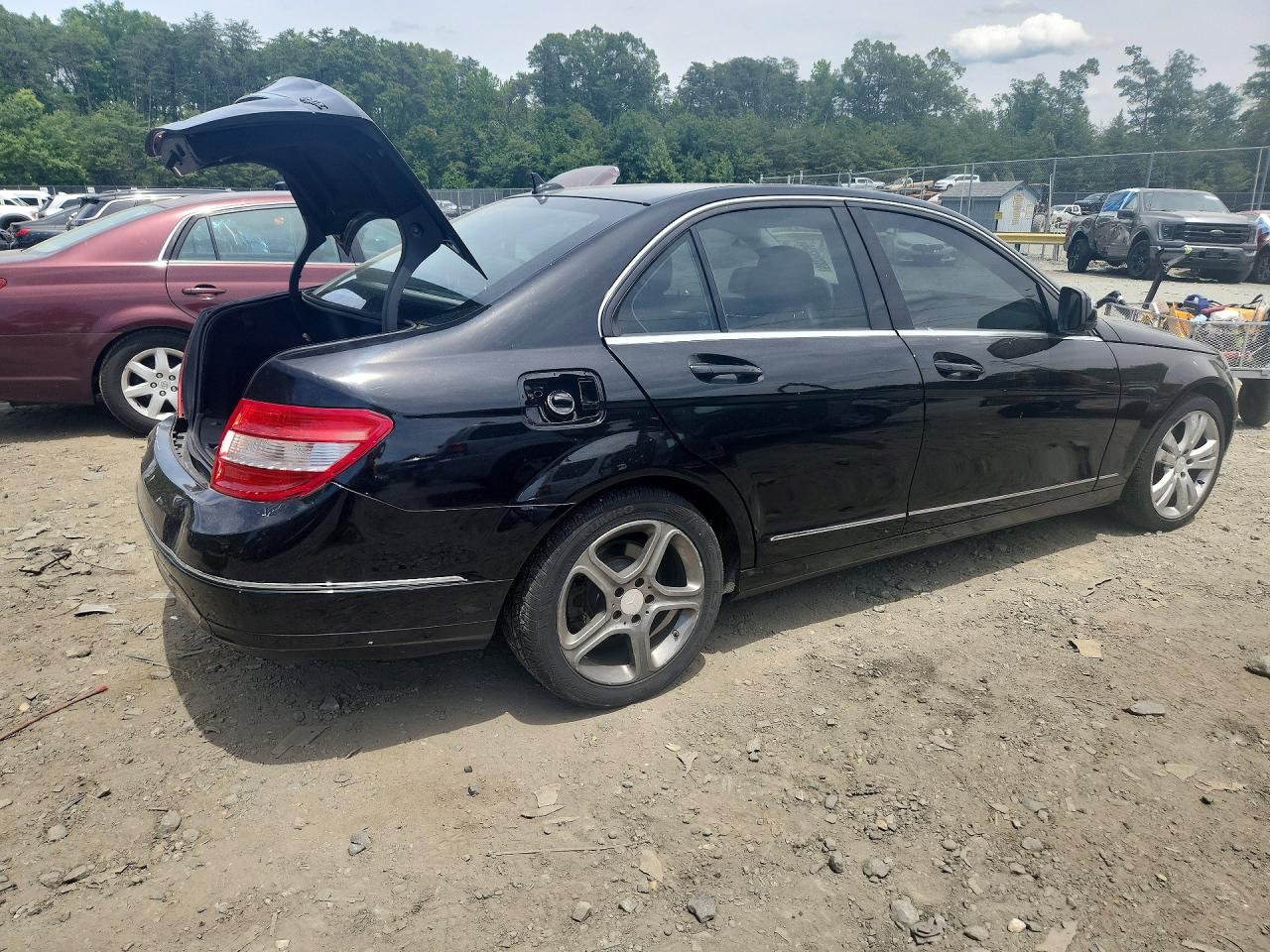2009 Mercedes-benz C-class C300 Luxury Black vin: WDDGF81X09R044893