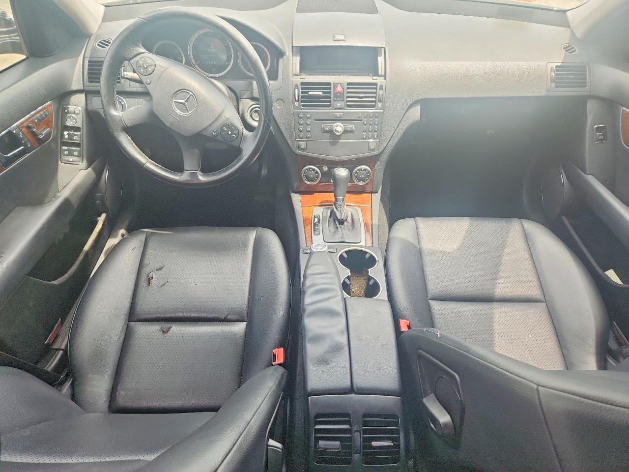 2009 Mercedes-benz C-class C300 Luxury Black vin: WDDGF81X09R044893